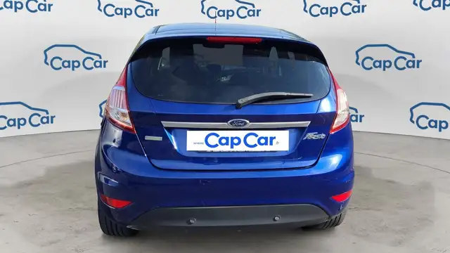 Ford Fiesta view 3