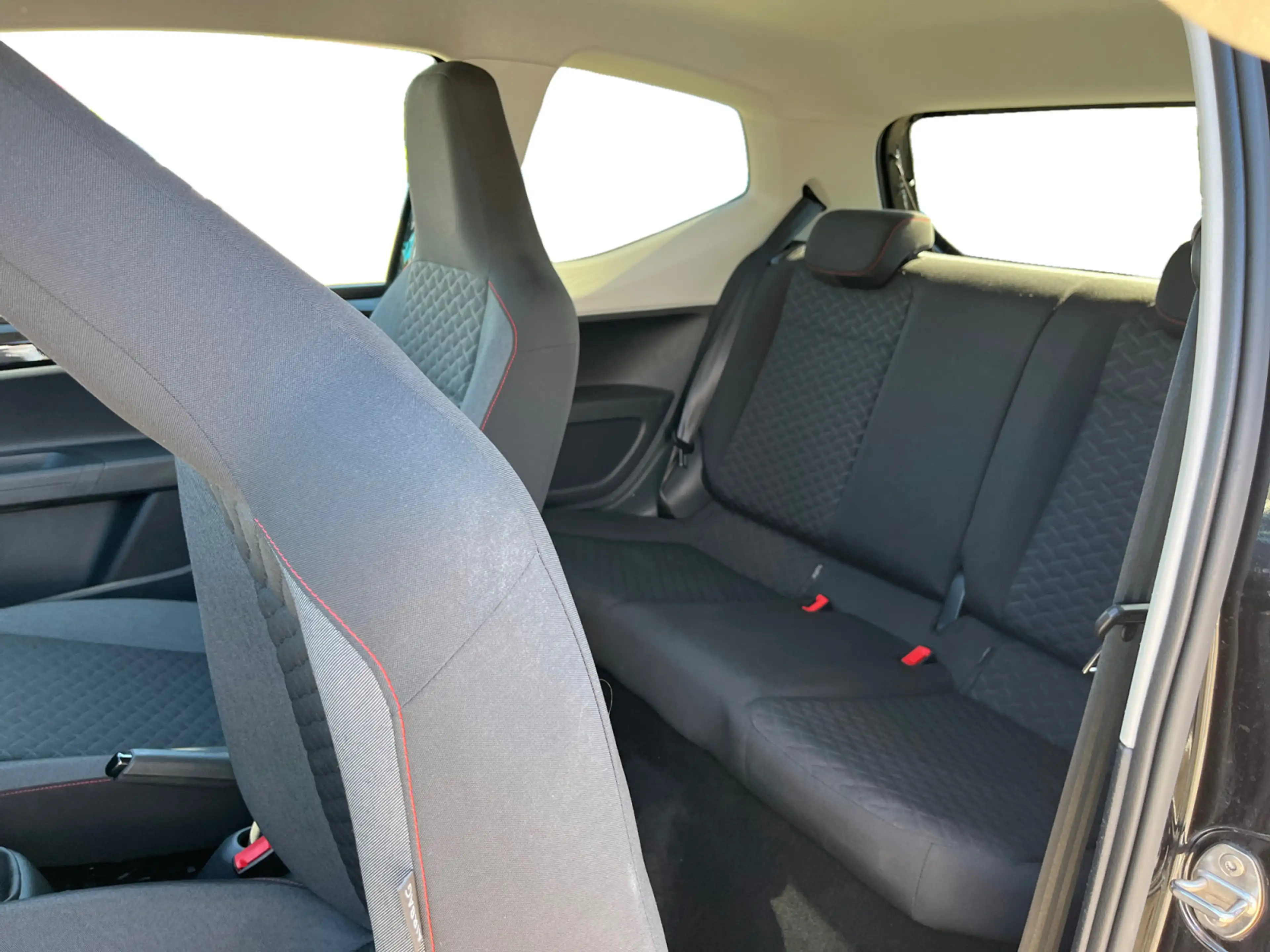 Volkswagen up! 1.0 Start-Stopp Join Sitzheizung Klima Bluet — photo 11