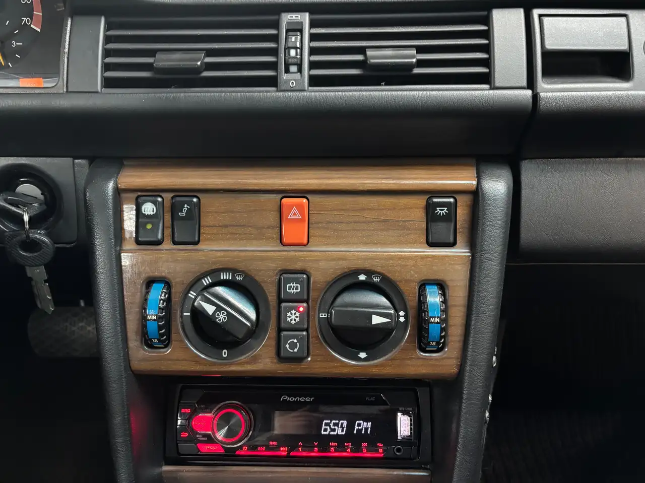 Mercedes-Benz Baureihe 124 CE 230, Automatik, Klima, Schiebedach, foto 9
