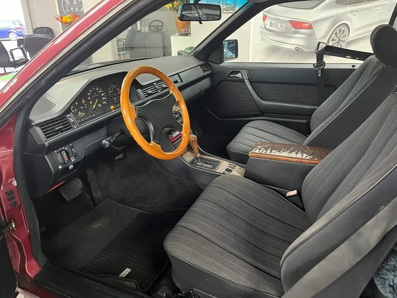 Mercedes-Benz Baureihe 124 CE 230, Automatik, Klima, Schiebedach, foto 7