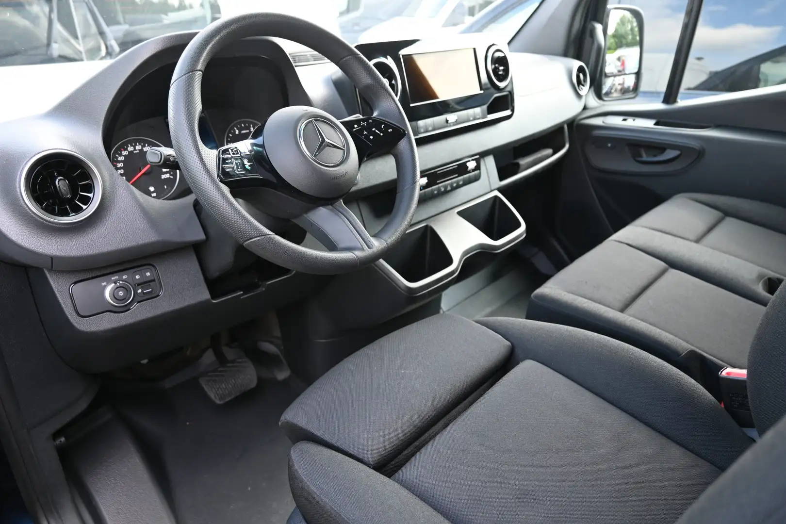 Mercedes-Benz Sprinter 317 CDI L2H2 Pro HD LED, Navigatie met parkeerpakk Bleu - 2