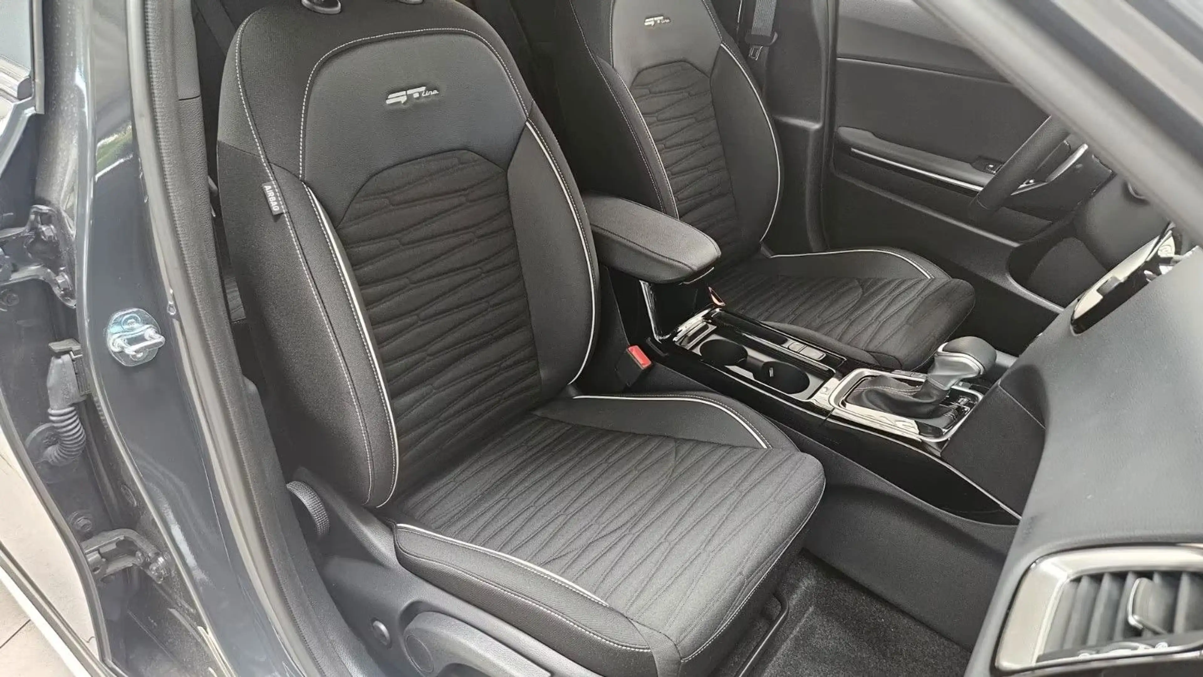 Kia Ceed / cee'd Ceed GT Line Performance+Technologie Paket JBL — photo 13