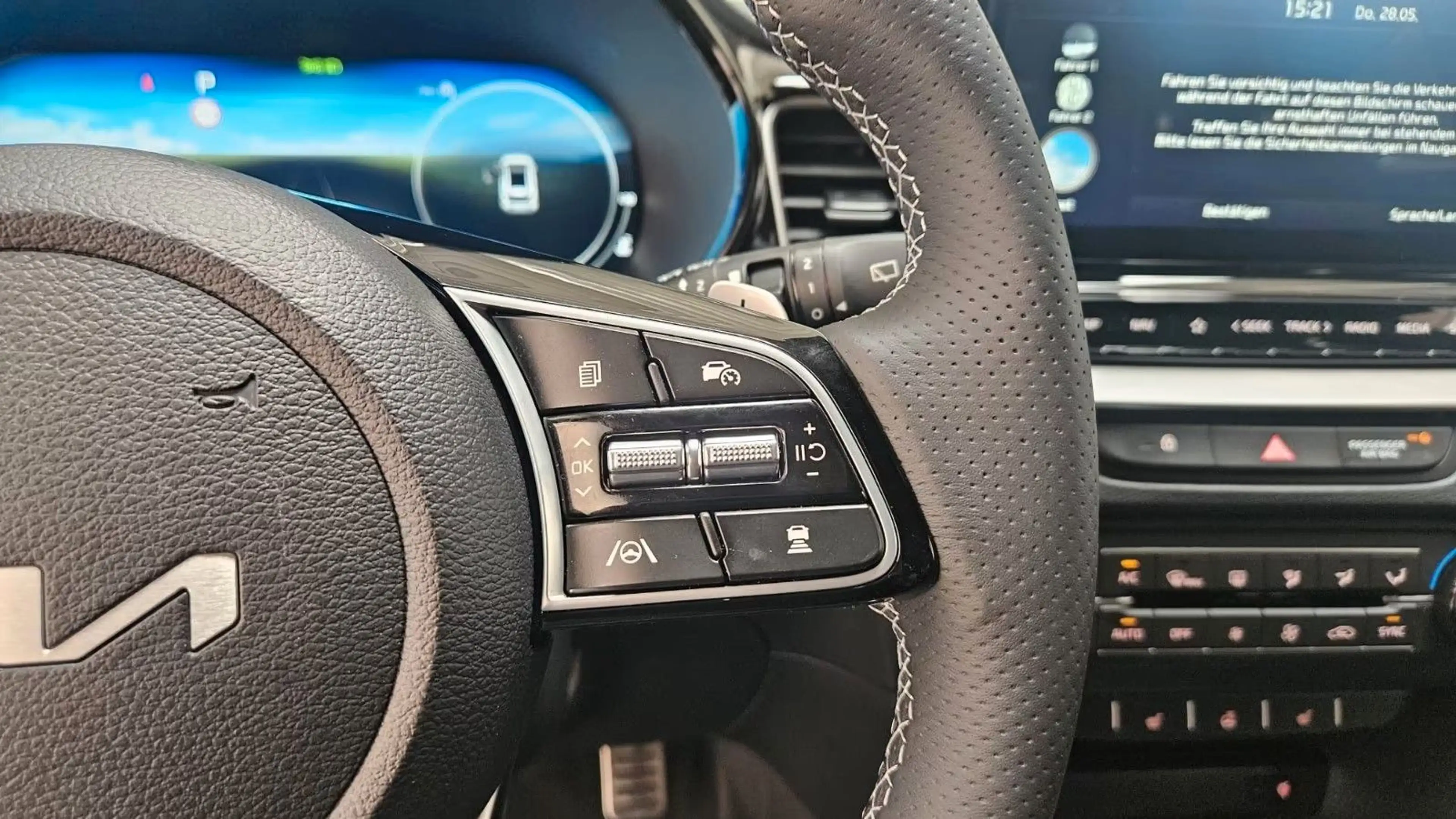 Kia Ceed / cee'd Ceed GT Line Performance+Technologie Paket JBL — photo 11