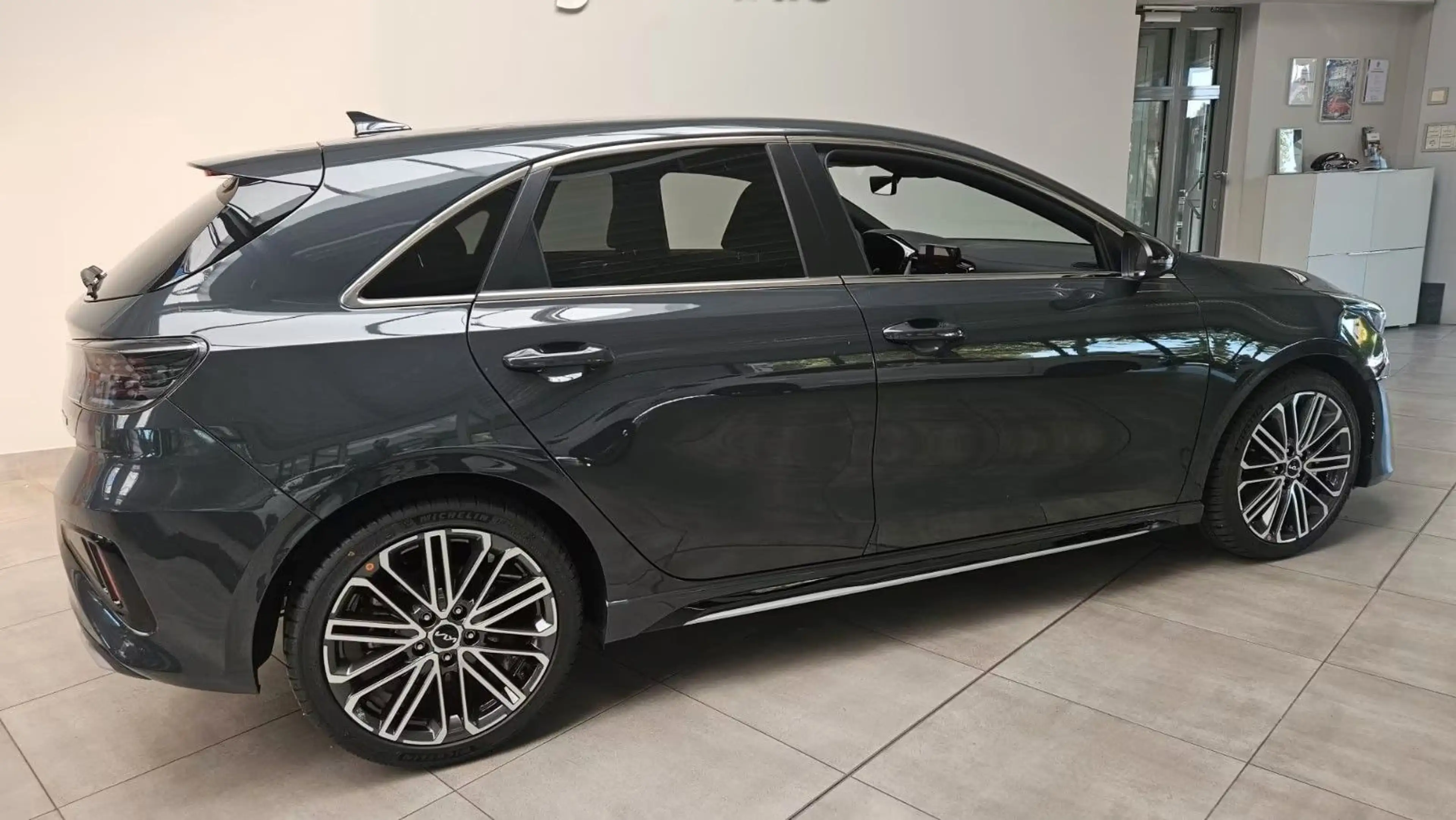 Kia Ceed / cee'd Ceed GT Line Performance+Technologie Paket JBL — photo 4