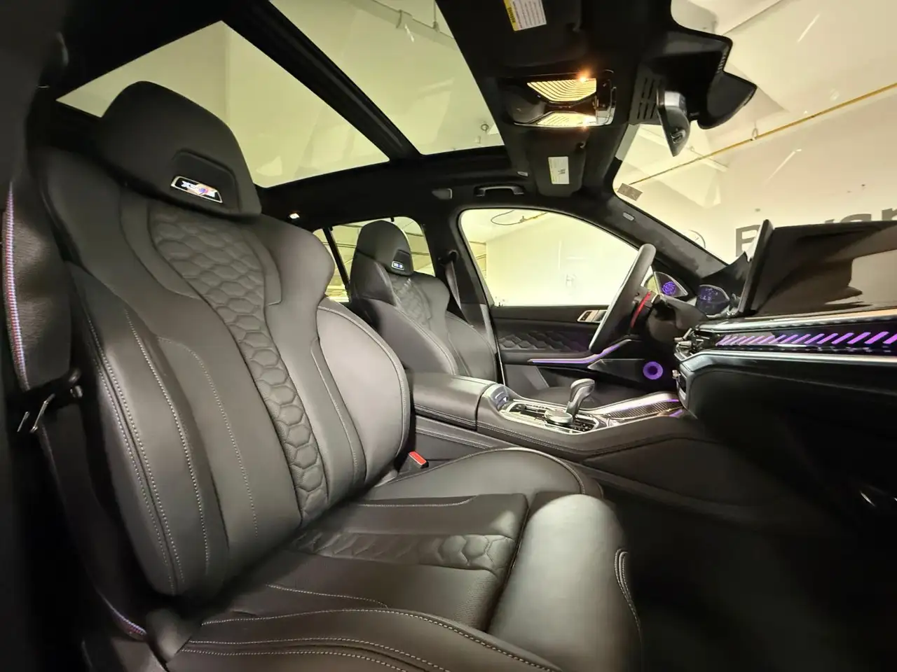 BMW X5 M снимка BMW X5 M