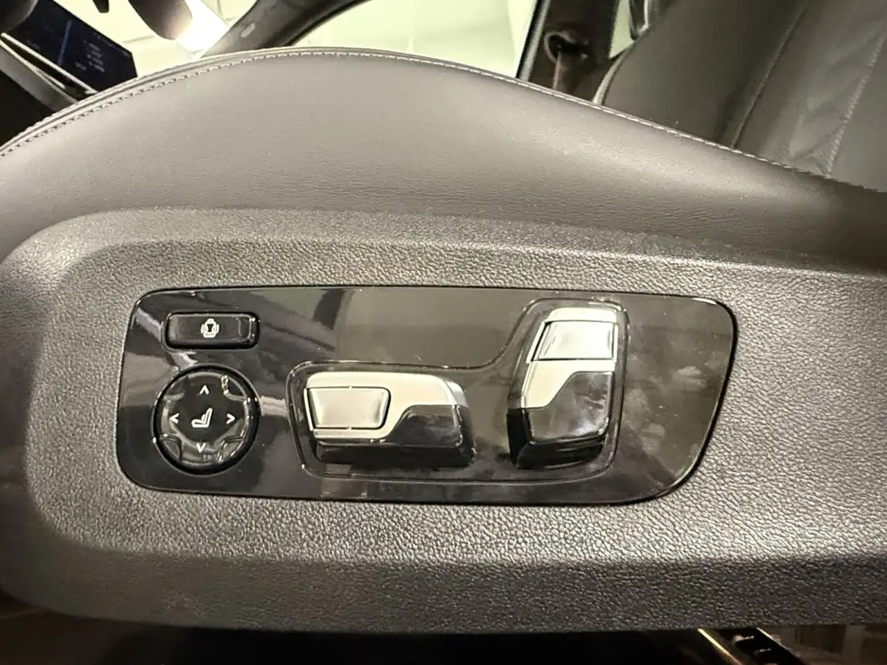 BMW X5 M снимка BMW X5 M