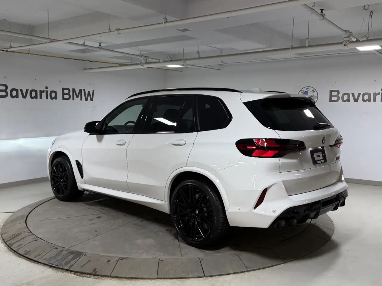 BMW X5 M снимка BMW X5 M