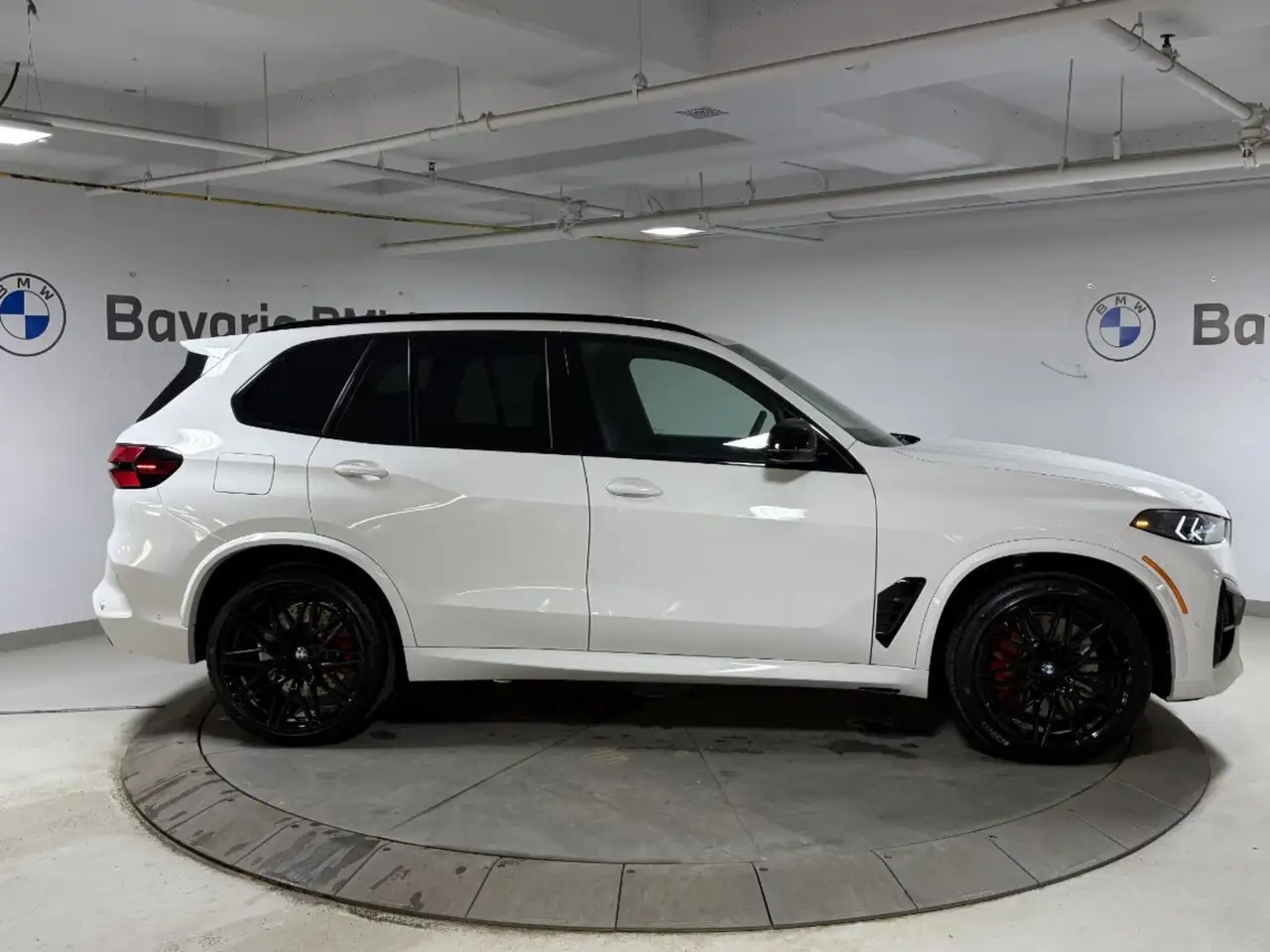 BMW X5 M снимка BMW X5 M