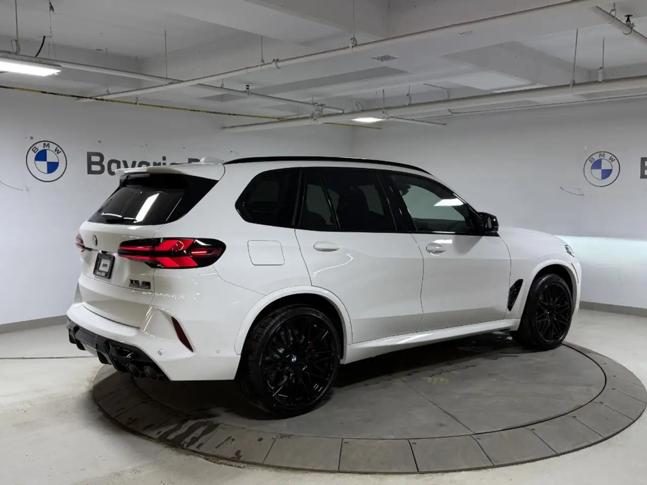 BMW X5 M снимка BMW X5 M