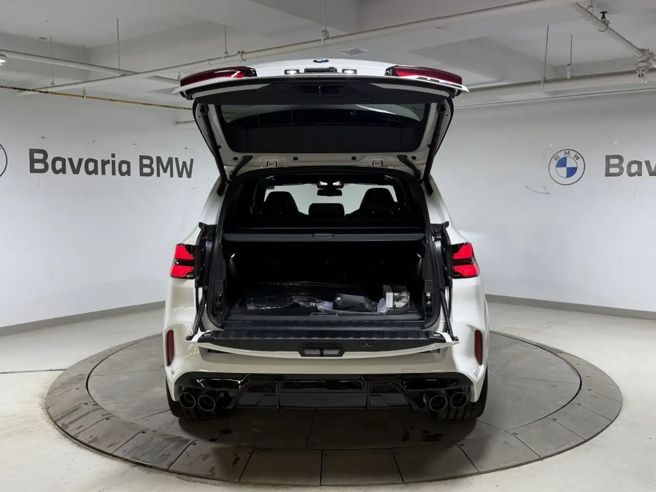 BMW X5 M снимка BMW X5 M