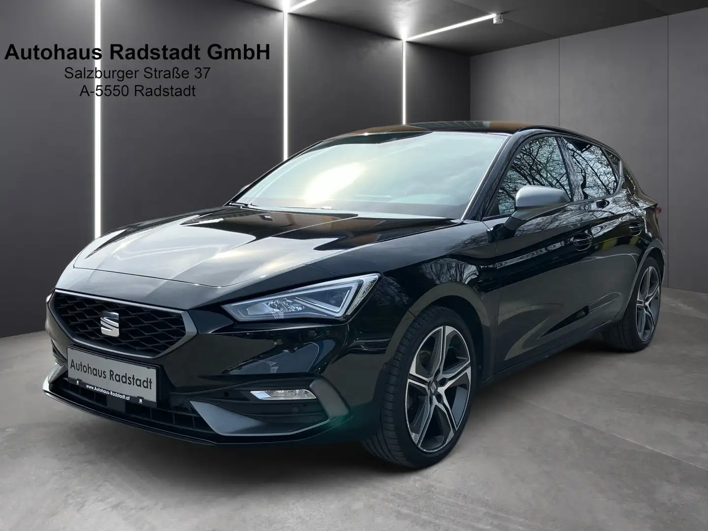 SEAT Leon FR Schwarz - 1