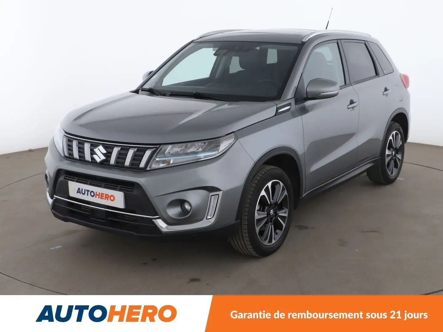 Suzuki Vitara 1.4 BoosterJet Hybrid Style Grijs - 1
