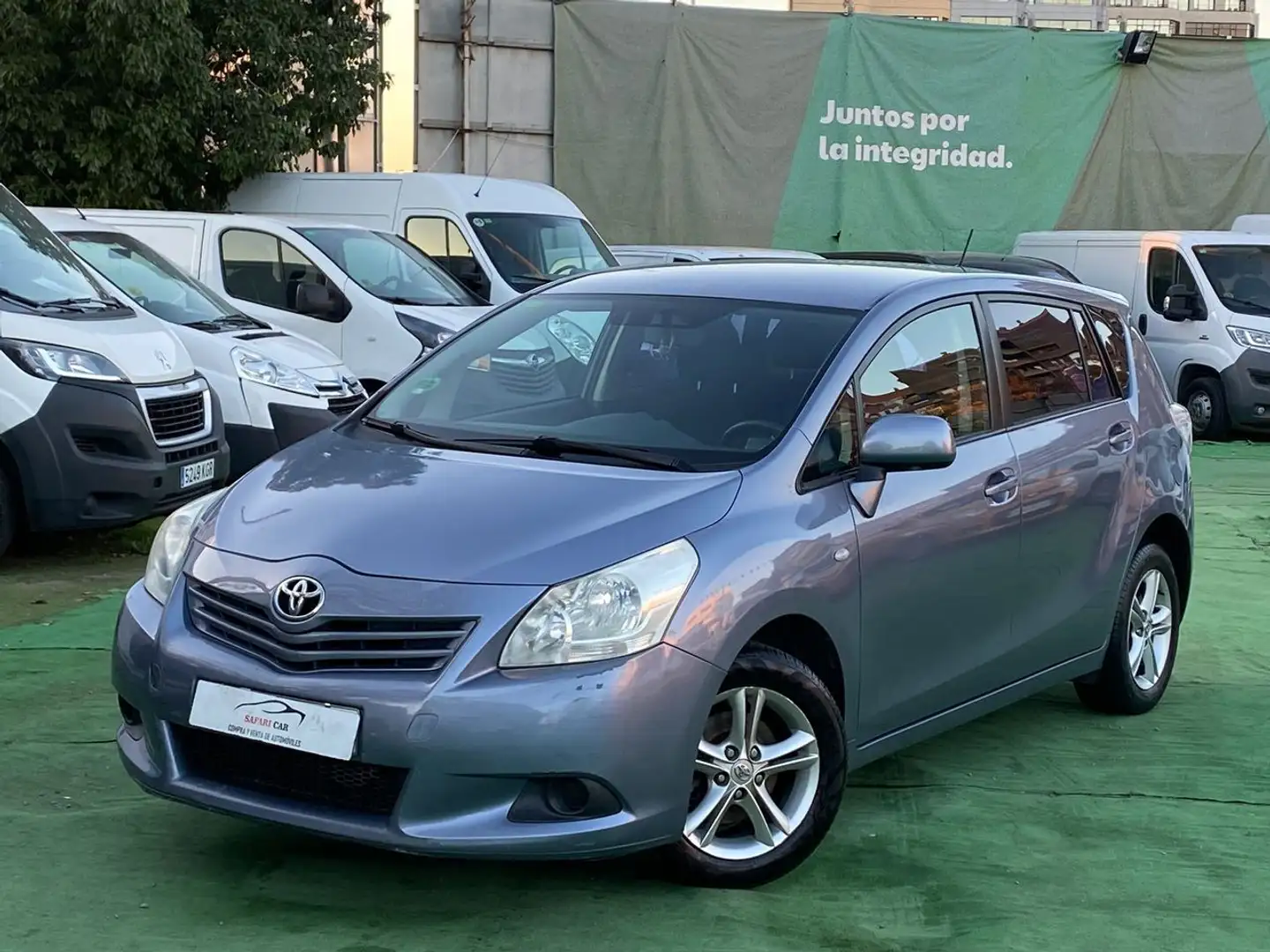 Toyota Verso 1.6 Active Niebieski - 1