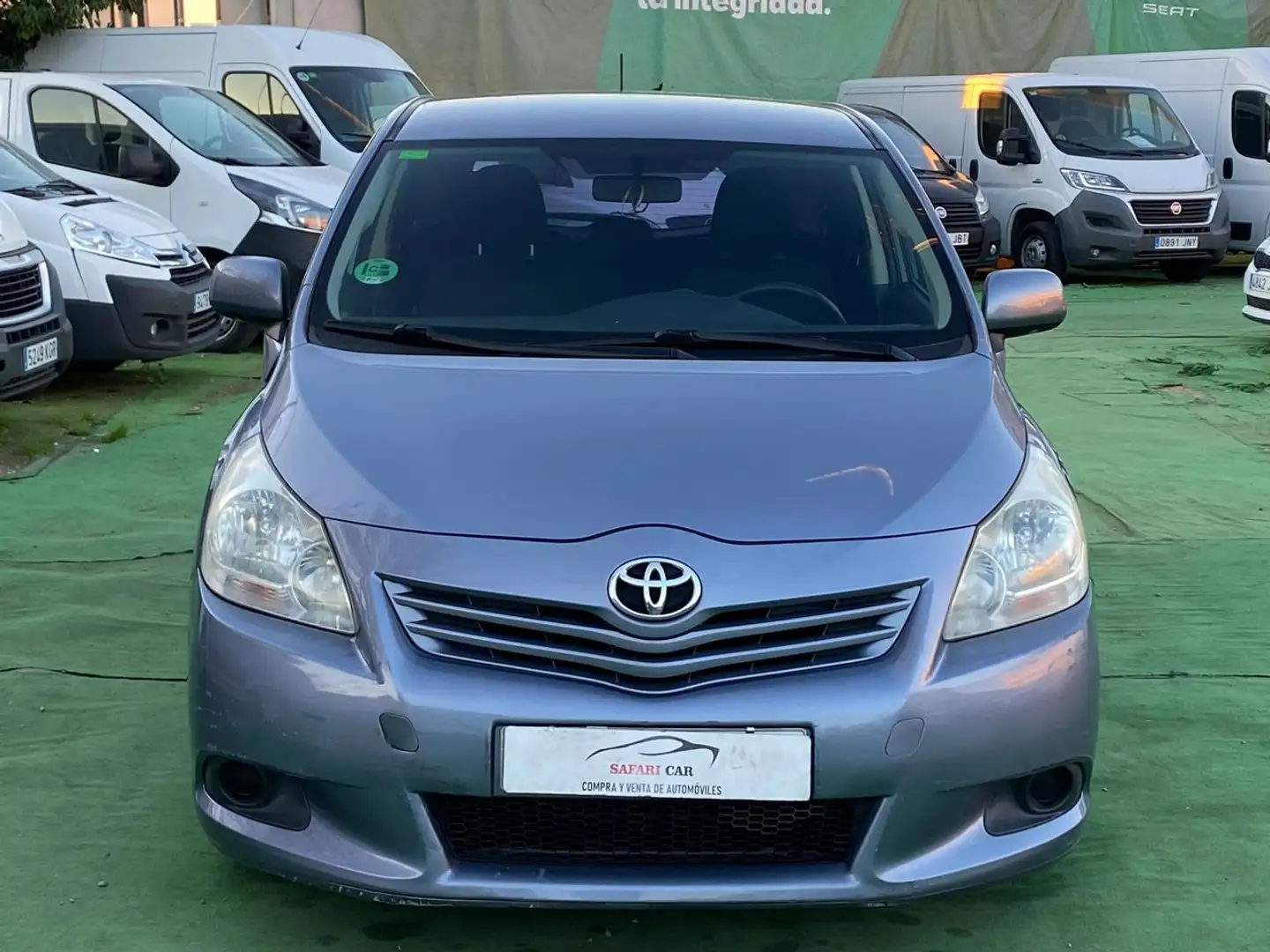 Toyota Verso 1.6 Active Niebieski - 2