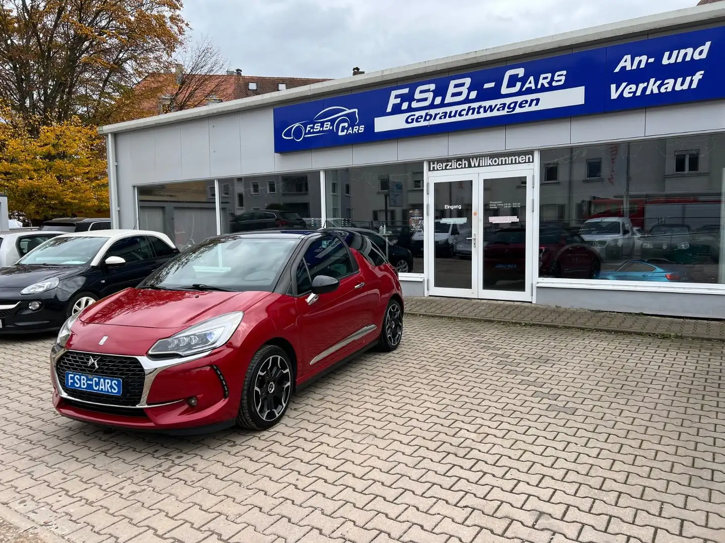 DS Automobiles DS 3 DS 3 Connected Chic Rot - 1