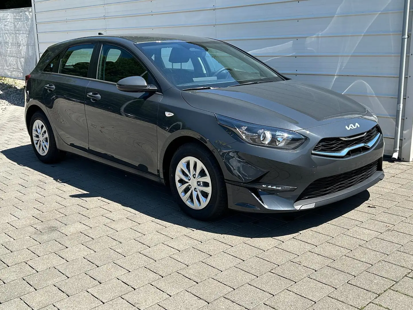 Kia Ceed / cee'd Silver Android 1.5 T-GDi, DCT Auto*Navi*WinterP... Grau - 2