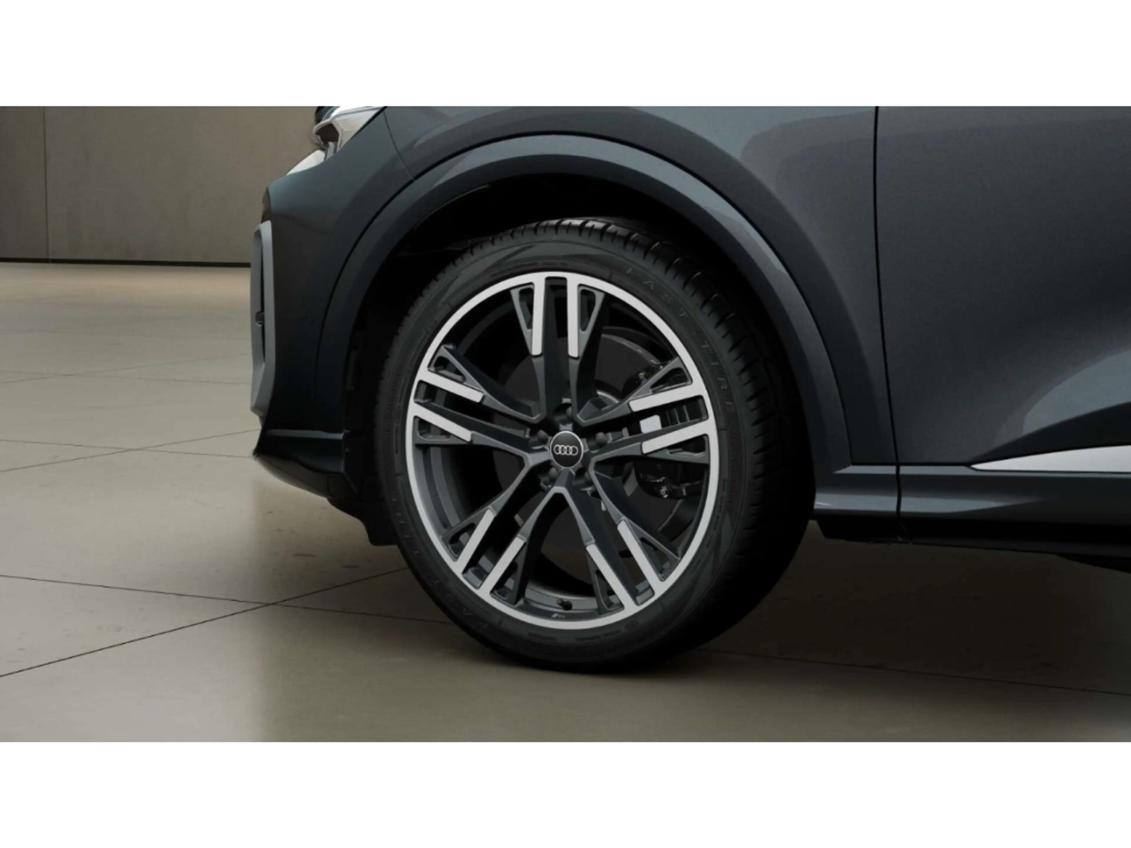 Audi SQ5 TFSI quattro — photo 11