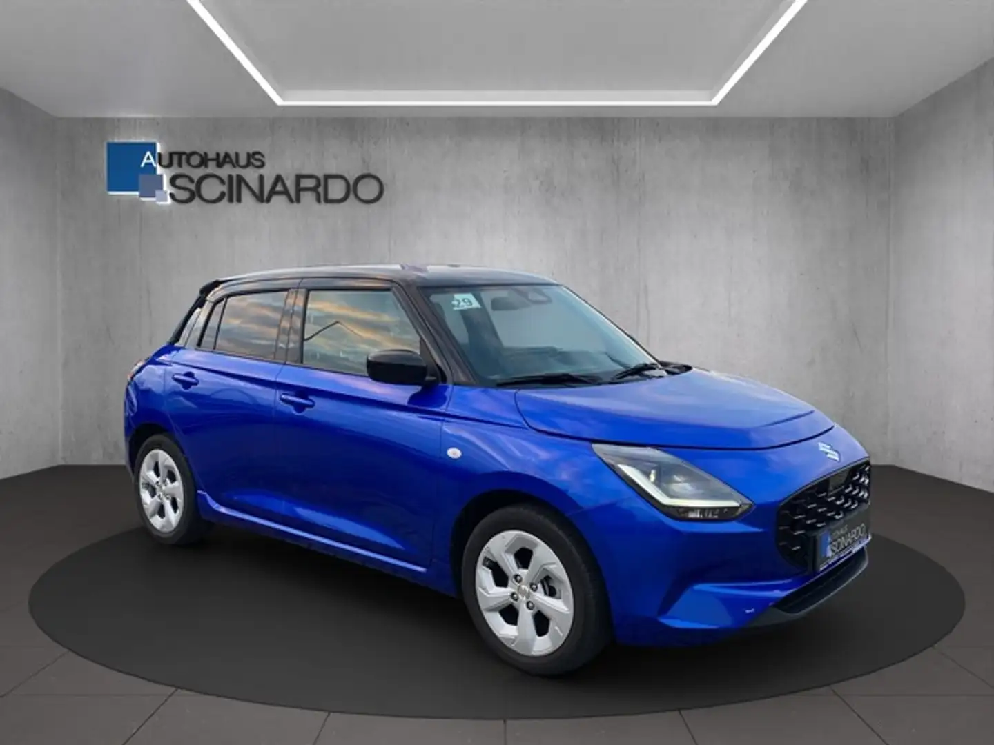 Suzuki Swift 1.2 MHEV Comfort Aut.*LED*RFK*NAVI*ACC Blau - 2
