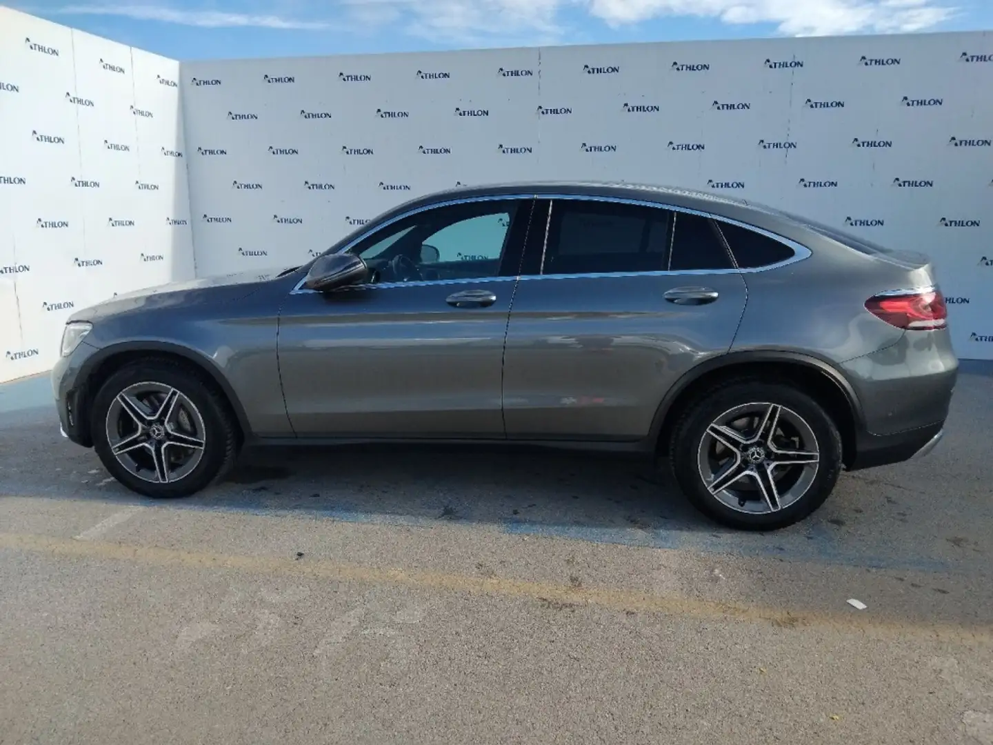 Mercedes-Benz GLC 300 Coupé 300d 4Matic 9G-Tronic Gris - 2