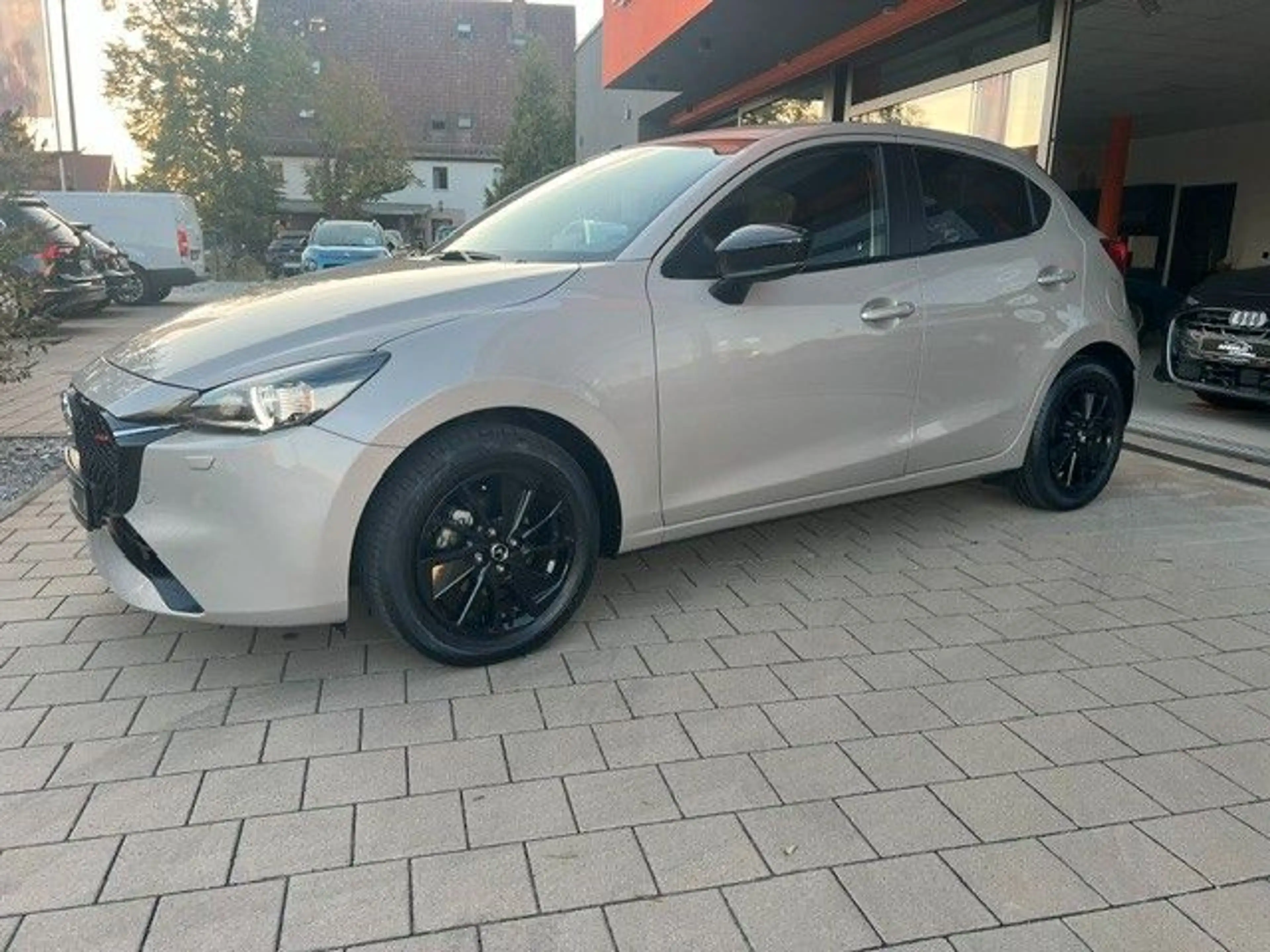 Mazda 2 G 90 Homura Hybrid*Nur 3700 KM*Carplay*LED* — photo 4