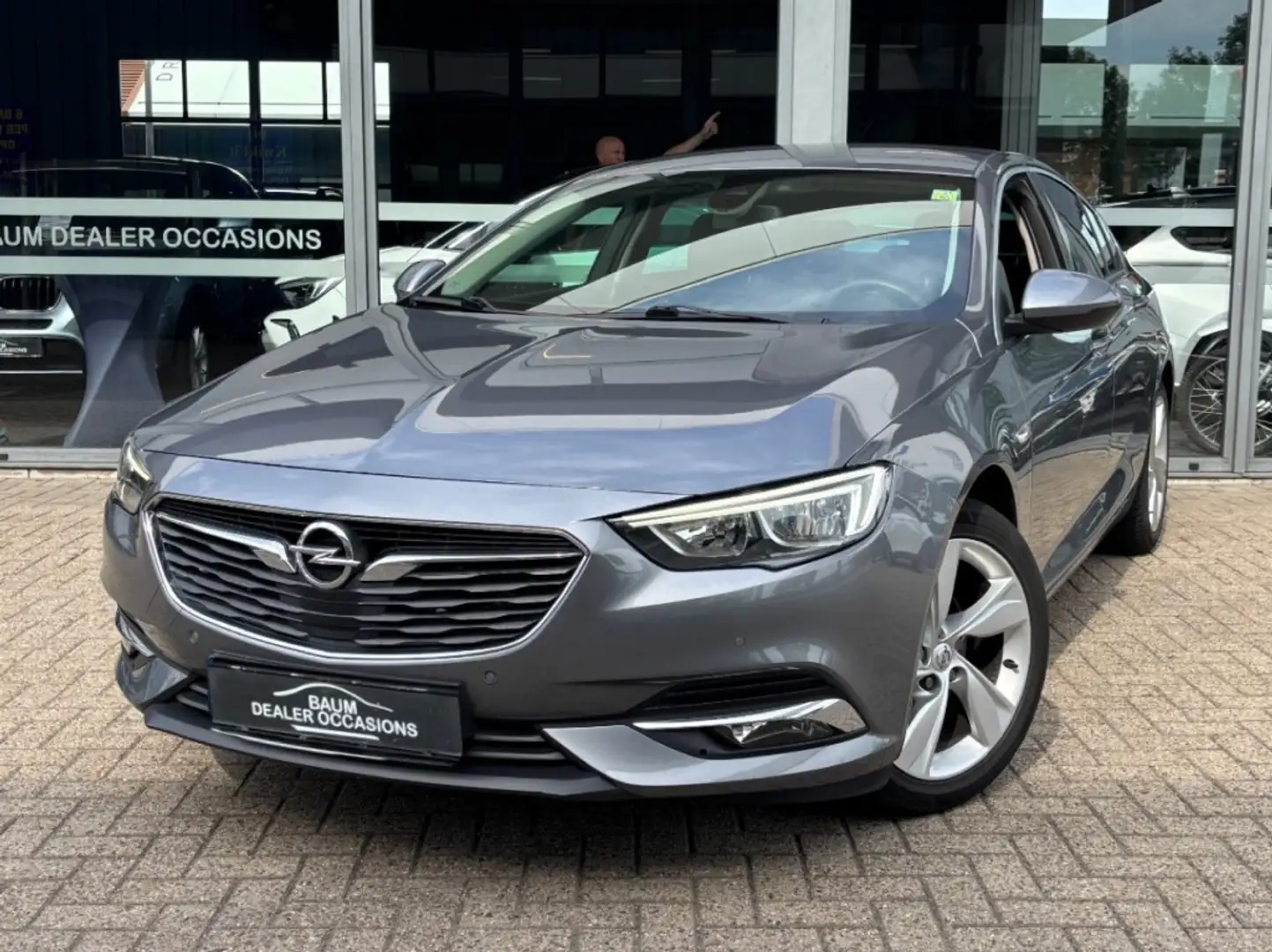 Opel Insignia 1.5 TURBO AUTOMAAT BUSINESS EXECUTIVE NAVI CLIMA L Grijs - 1