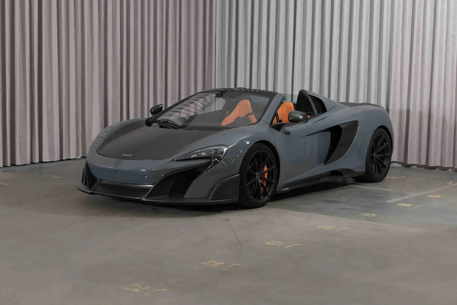 McLaren Spider V8 3.8 675 ch / MSO / TVA RECUPERABLE