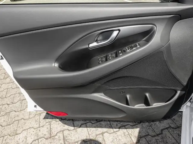 Hyundai I30 view 13