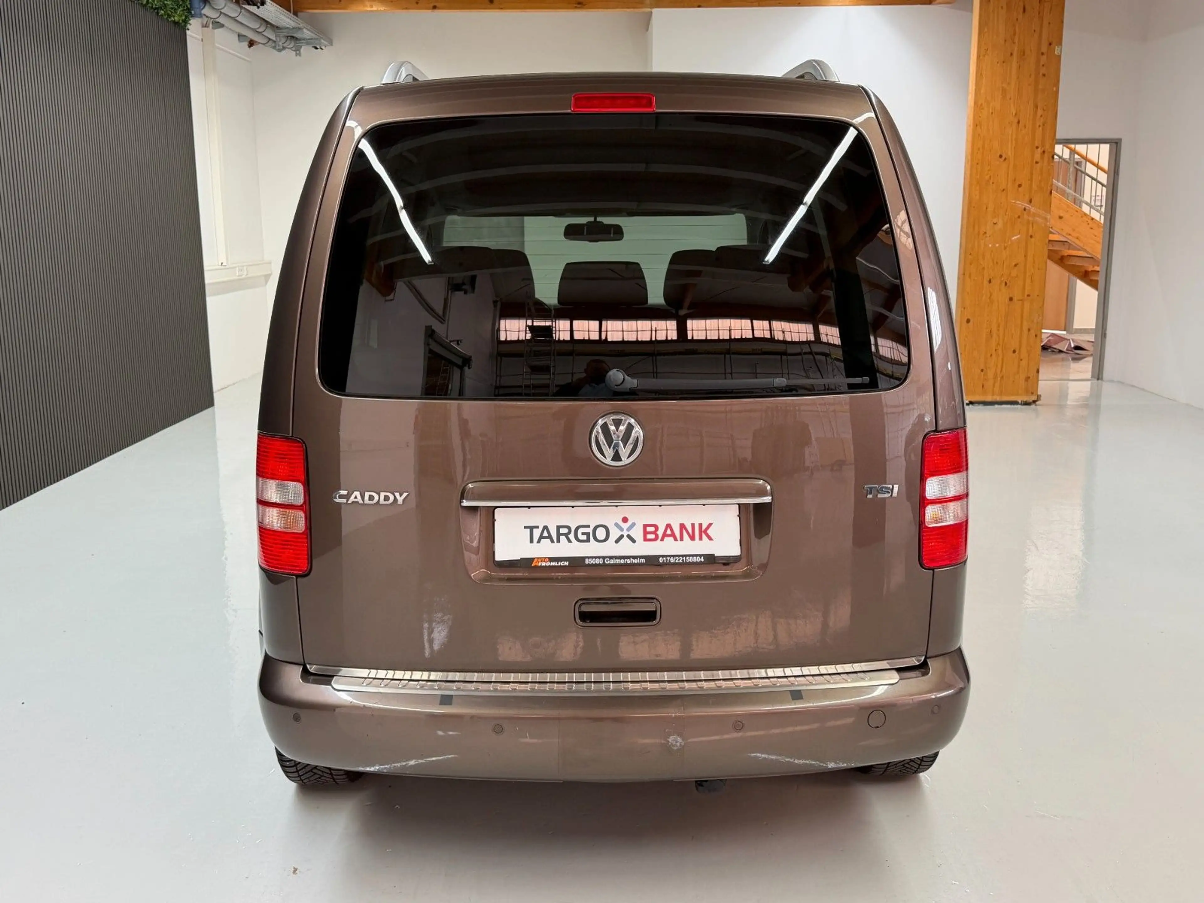 Volkswagen Caddy 1.2TSI Kombi Team Edition Sitzheizung Navi — photo 6