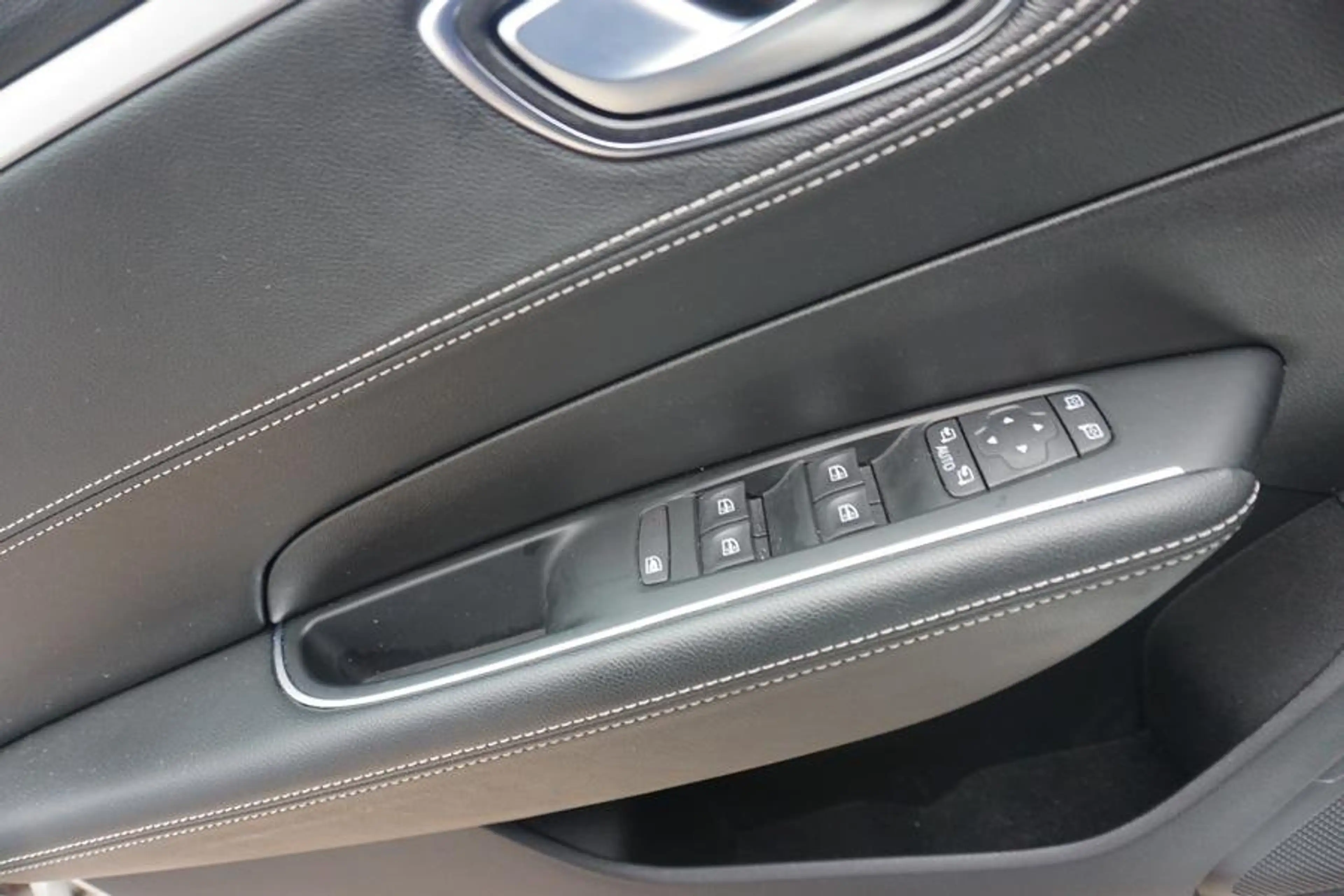 Renault Talisman Life 1,4 Automatik — photo 12