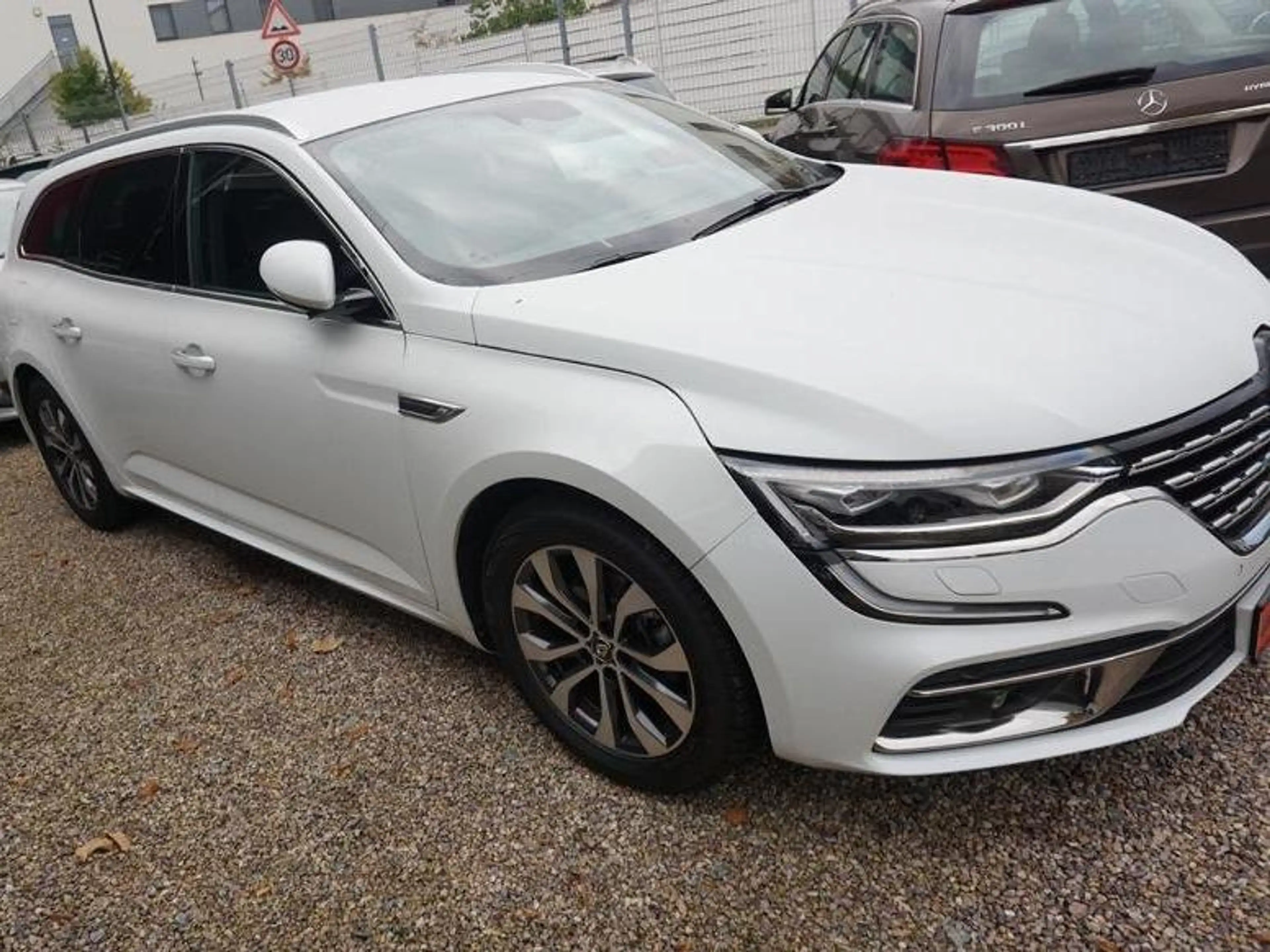 Renault Talisman Life 1,4 Automatik — photo 4