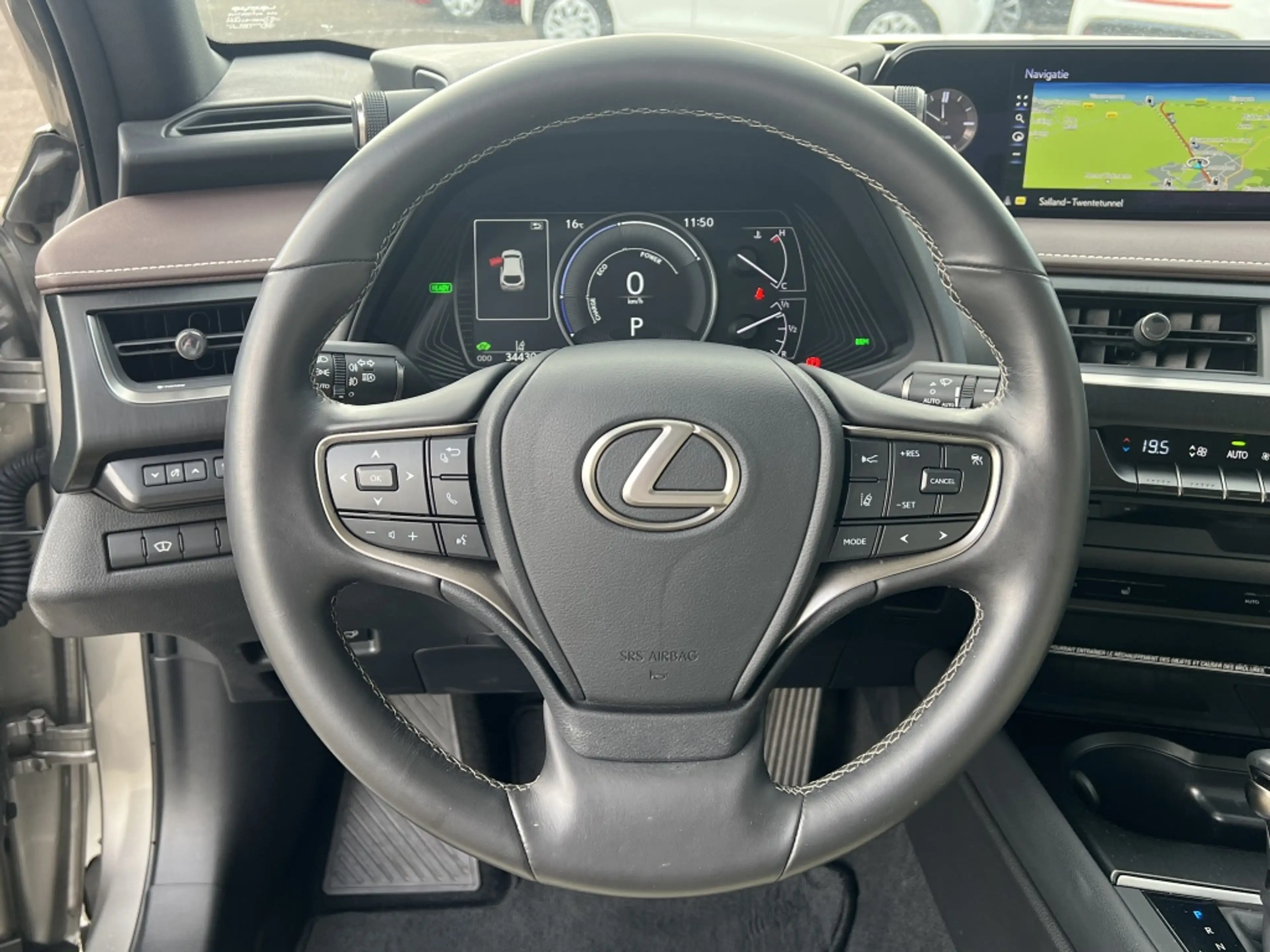 Lexus UX 250h Executive Line Automaat | NL Auto | Navi | Leder | — photo 16