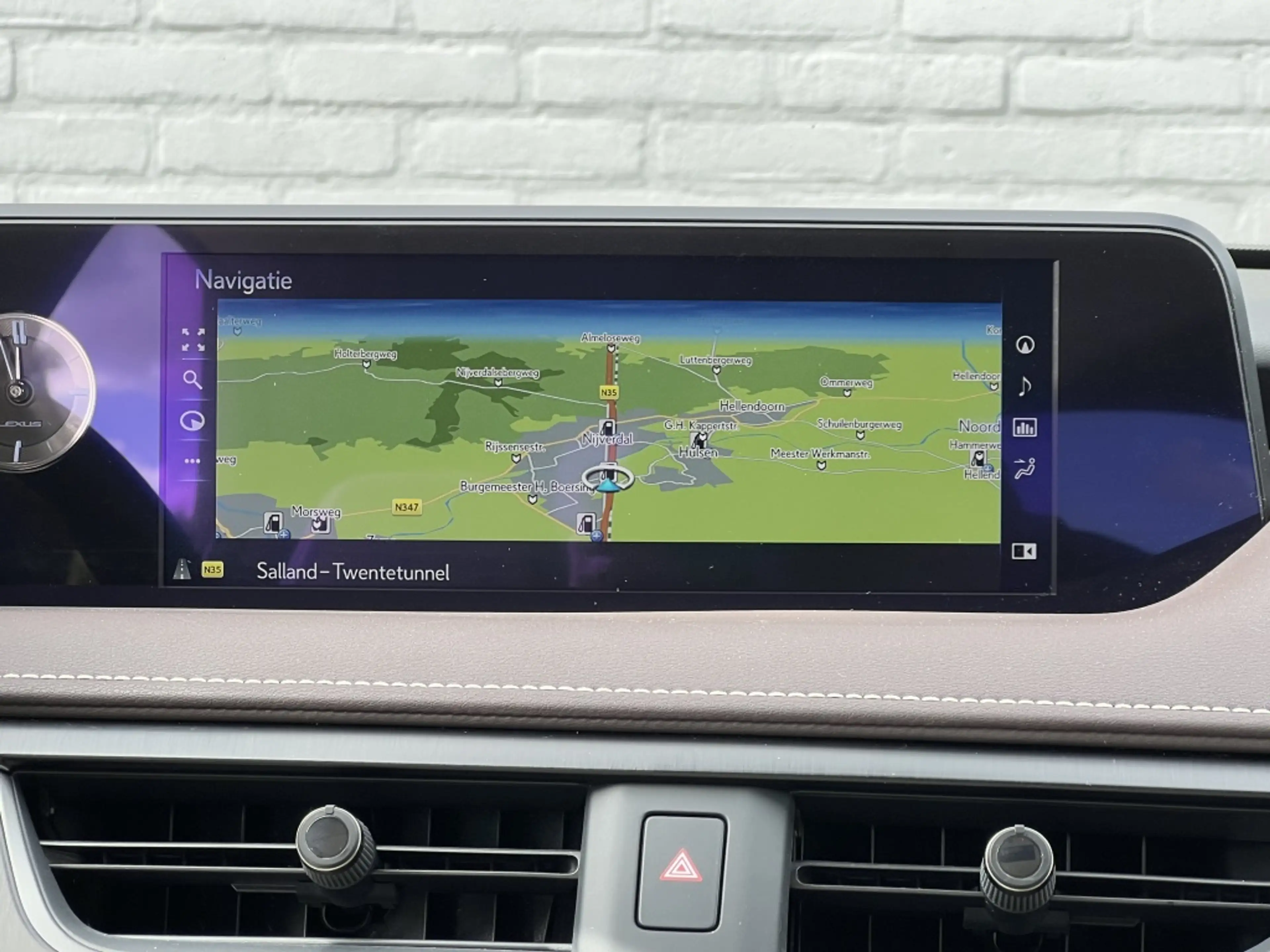 Lexus UX 250h Executive Line Automaat | NL Auto | Navi | Leder | — photo 29