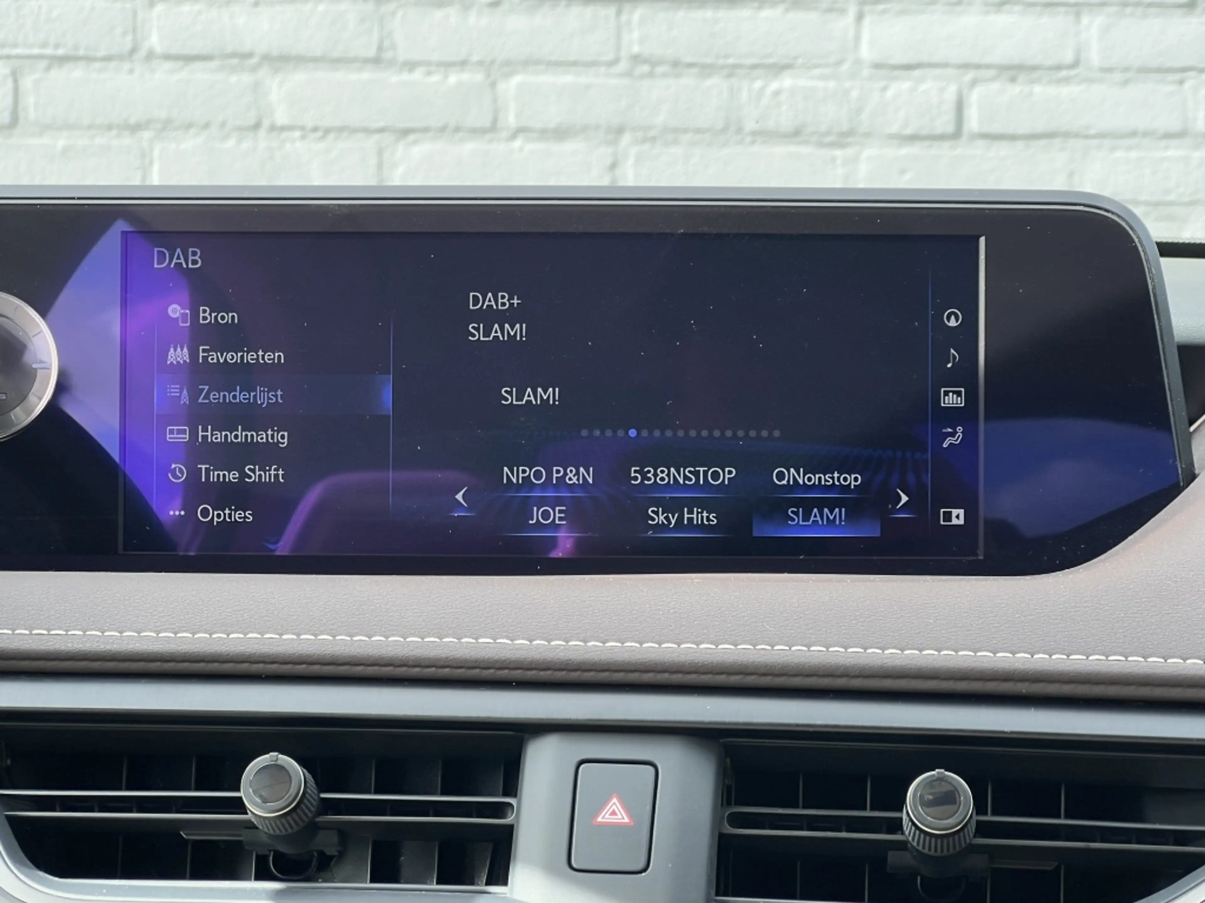 Lexus UX 250h Executive Line Automaat | NL Auto | Navi | Leder | — photo 31