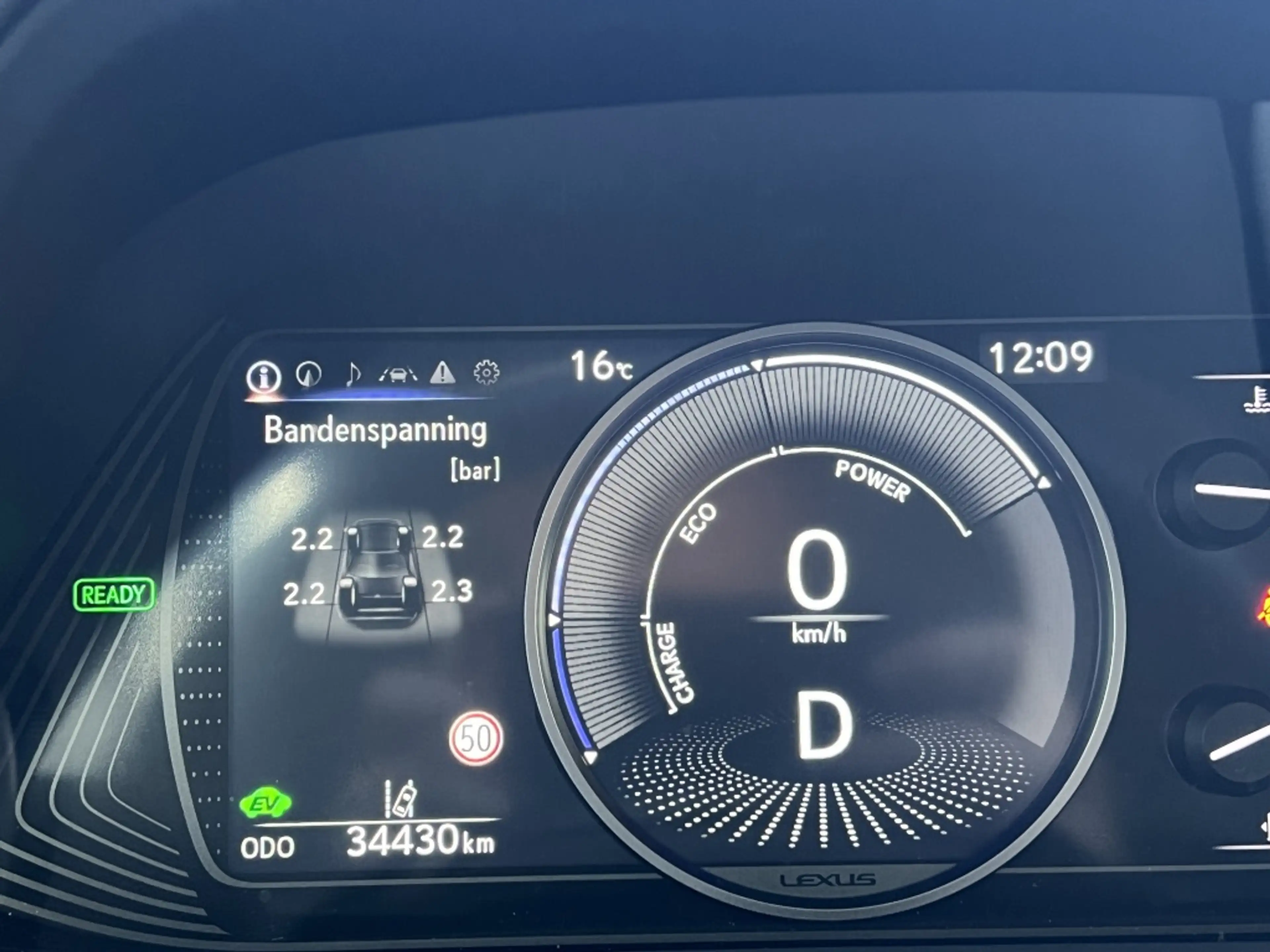 Lexus UX 250h Executive Line Automaat | NL Auto | Navi | Leder | — photo 23