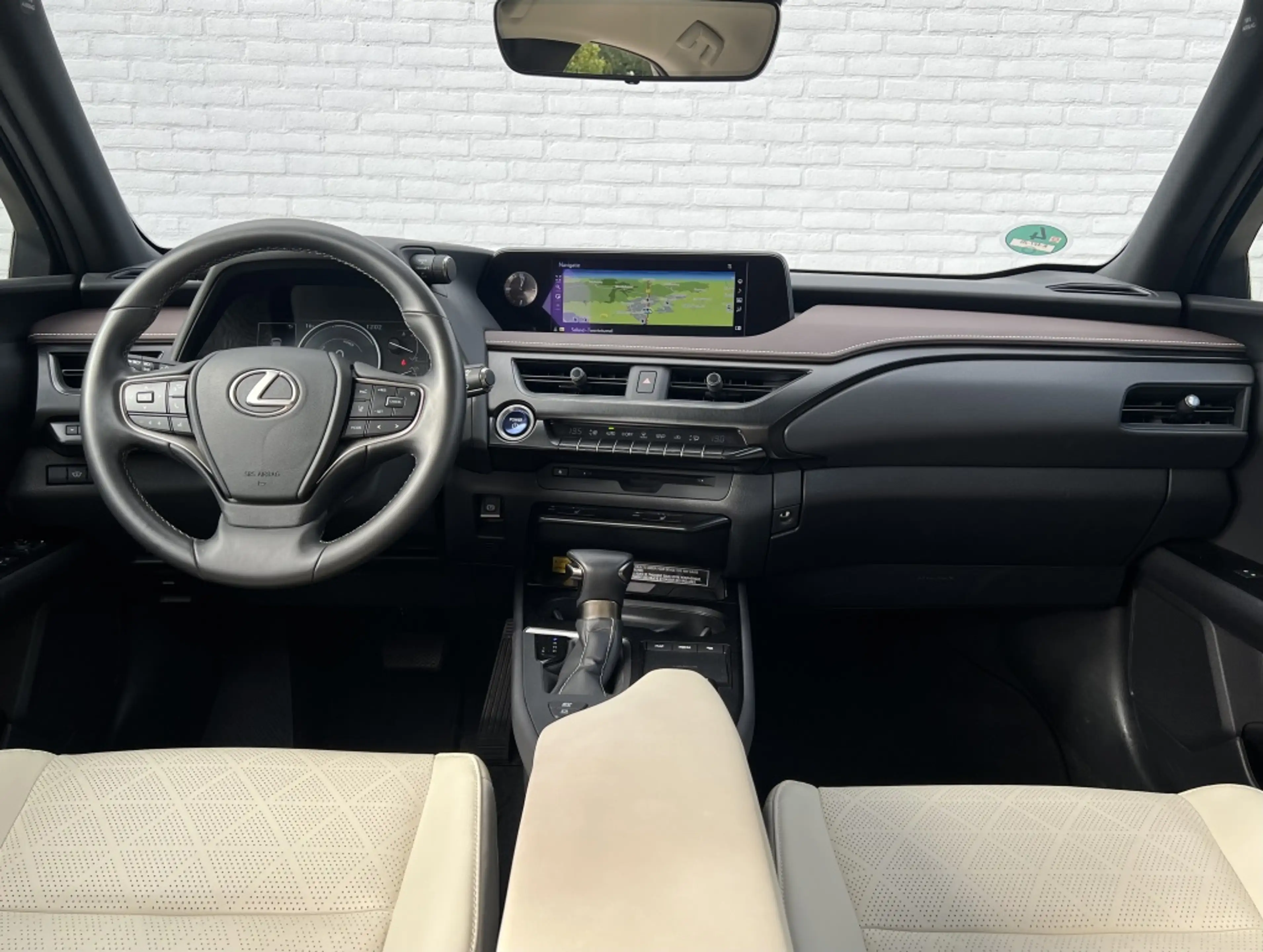 Lexus UX 250h Executive Line Automaat | NL Auto | Navi | Leder | — photo 27