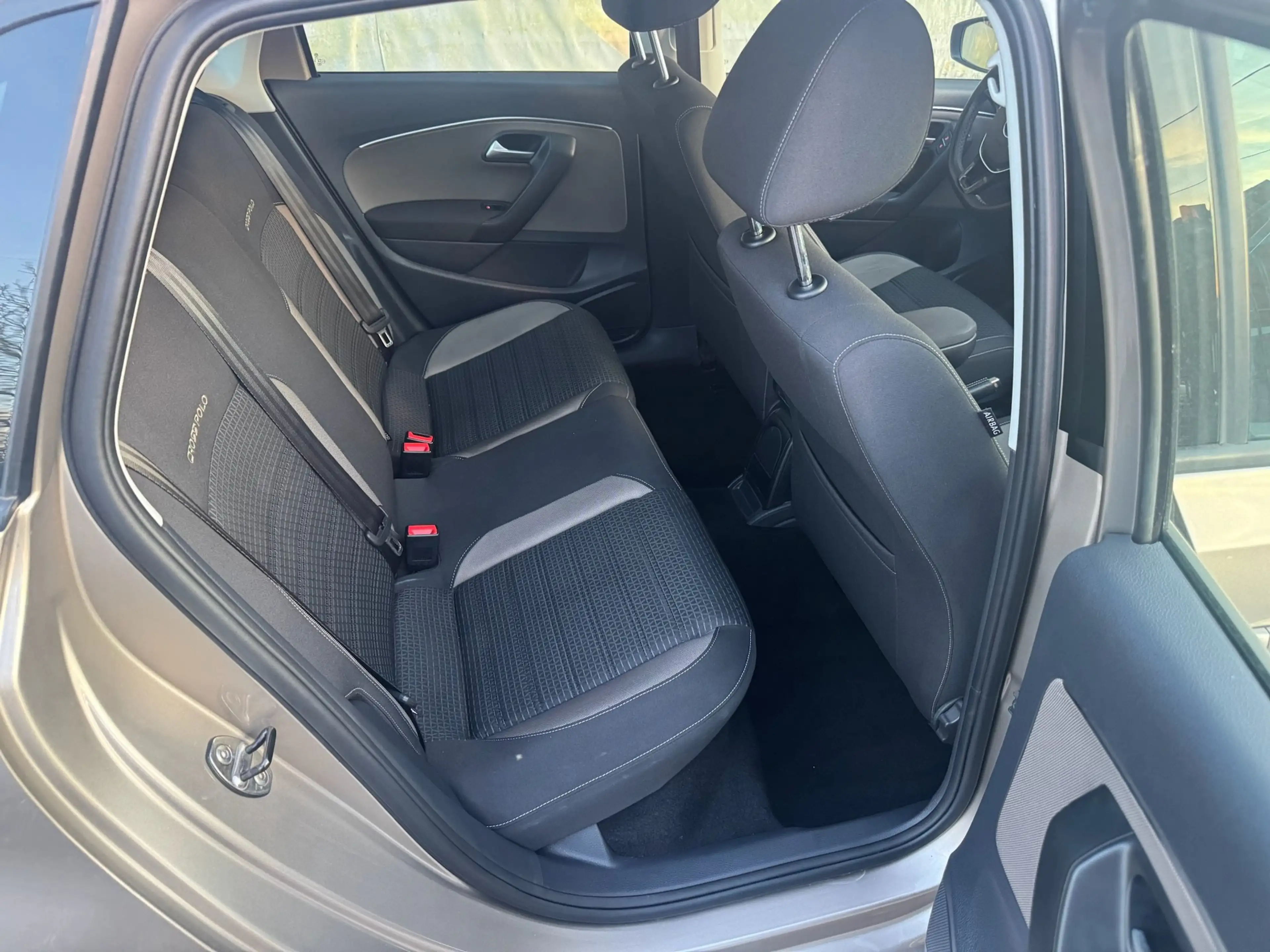 Volkswagen Polo Cross Crosspolo 1.2TSI DSG/J.A. 17/Clim Dig/Cruise/GAR12 — photo 10