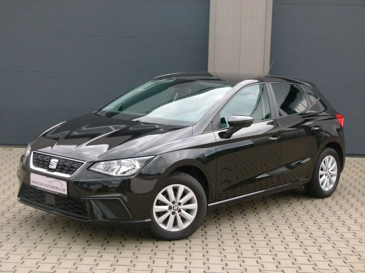 SEAT Ibiza Style CNG 1-Hand Alu Navi PDC FrontAssist Schwarz - 1