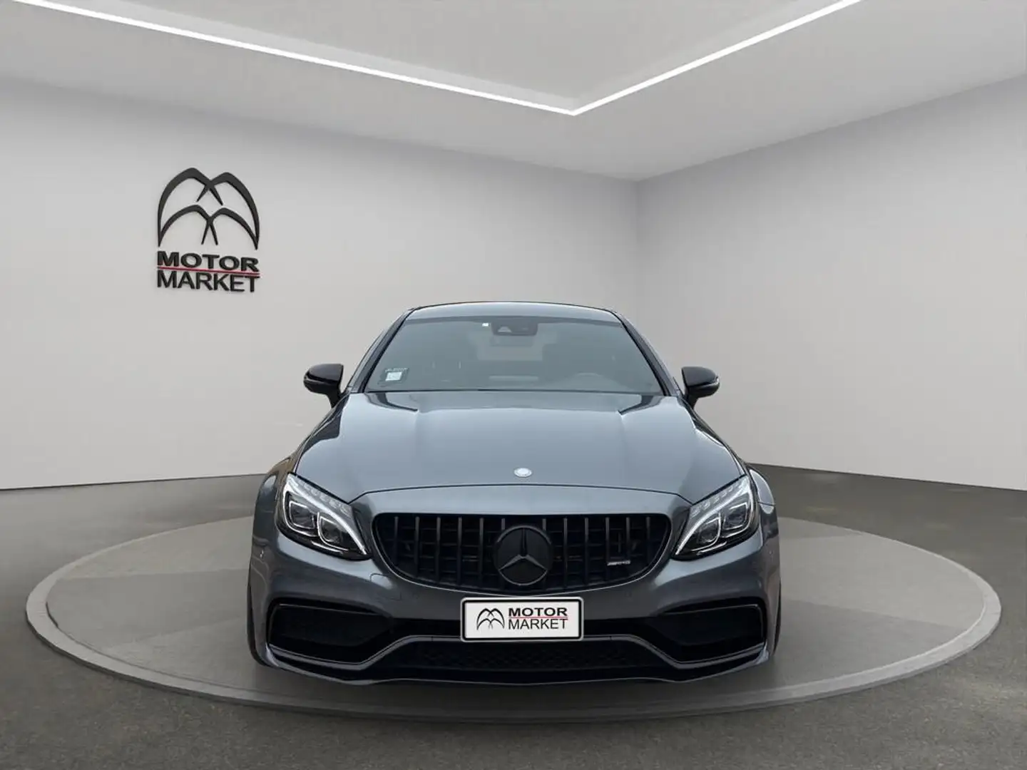 Mercedes-Benz C 63 AMG Coupe  auto Vert - 2