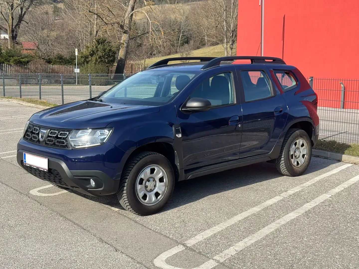 Dacia Duster Allrad Duster Comfort Blue dCi 115 S&S 4WD, abnehmbare Anhängerkupplung Blau - 2