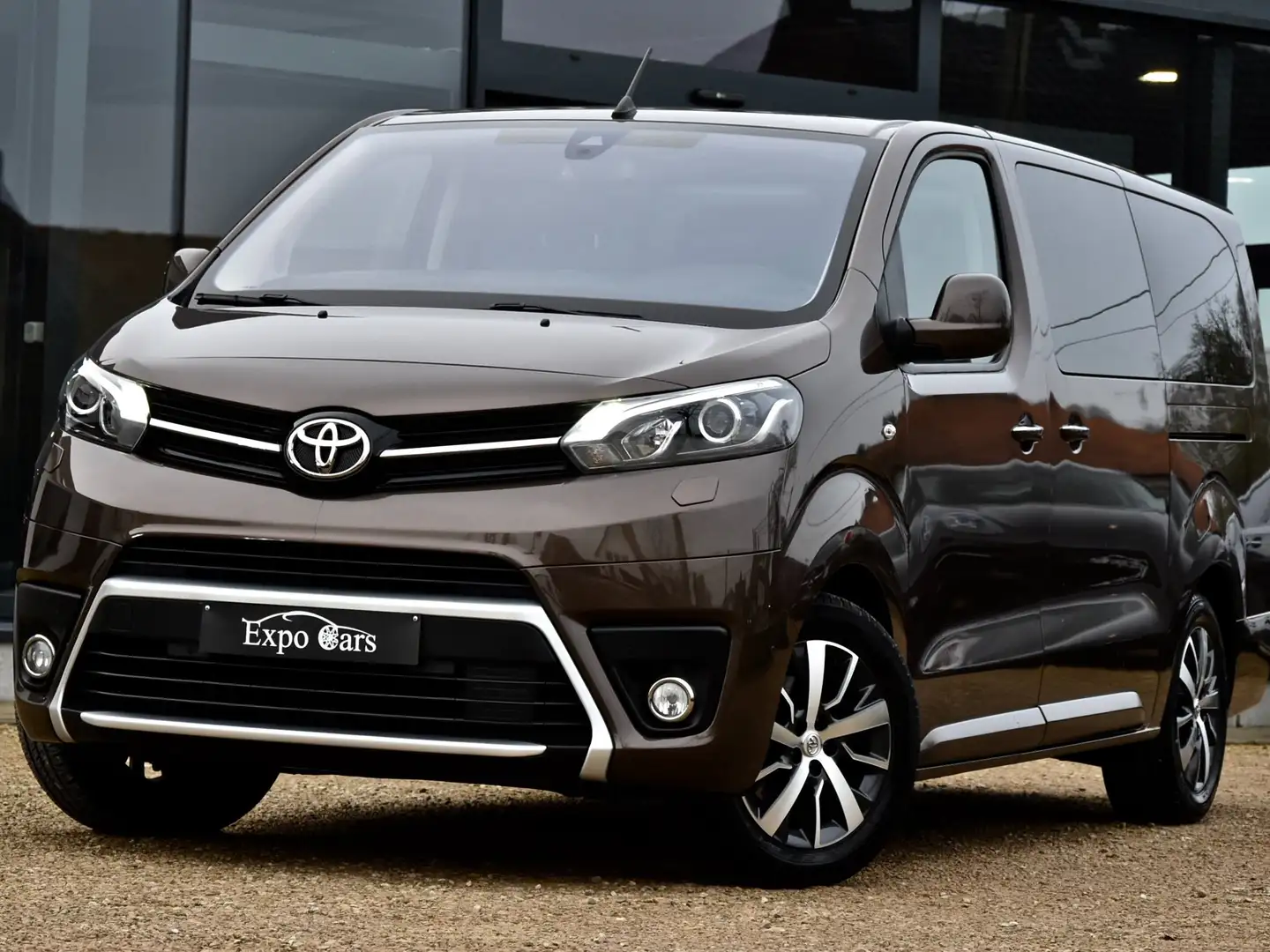 Toyota Proace Verso2.0 D-4D Long VIP S*PANO DAK*2 CABINE*MEMORY* Brun - 1