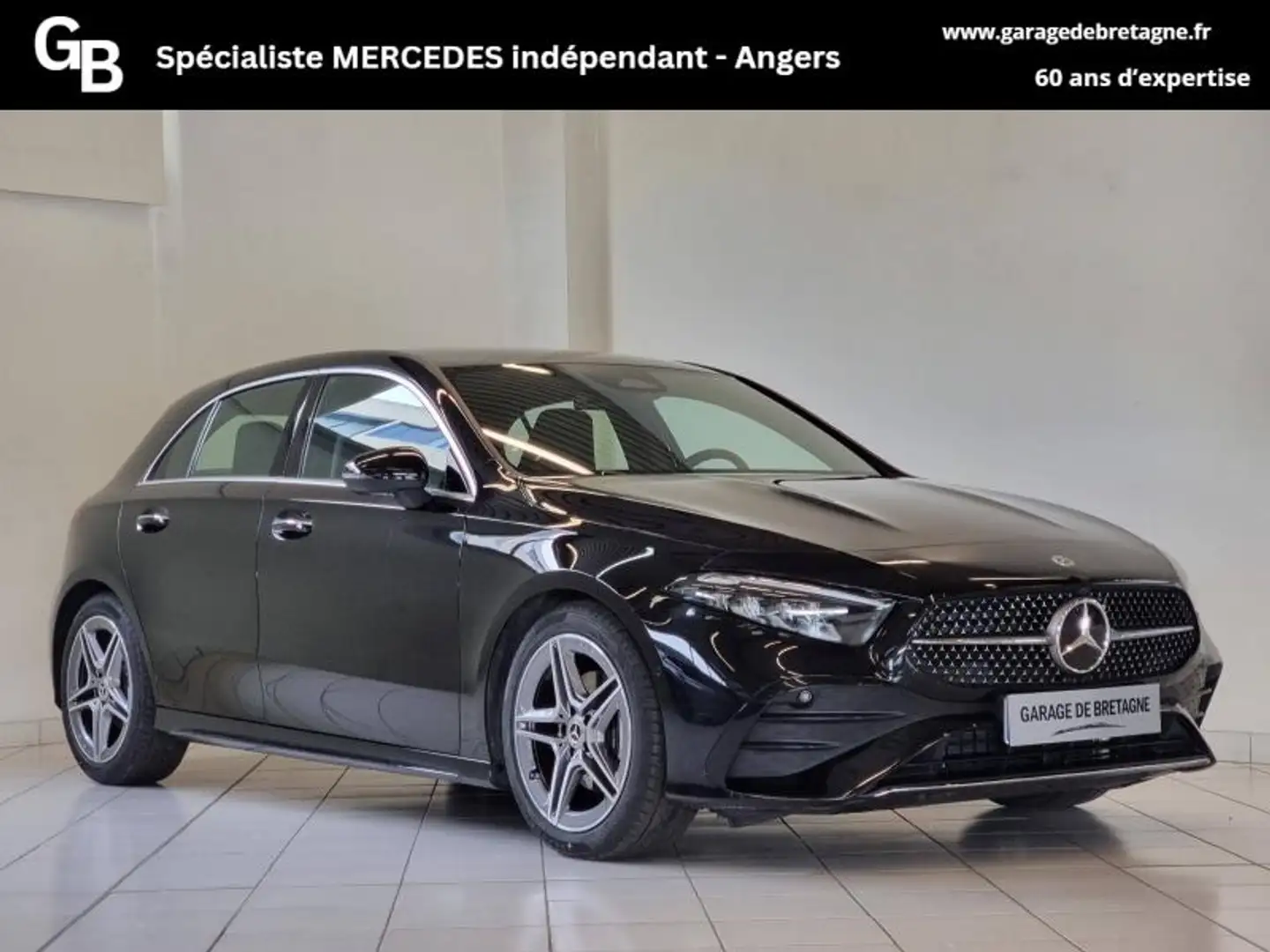 Mercedes-Benz A 180 180 136ch AMG Line 7G-DCT Schwarz - 1