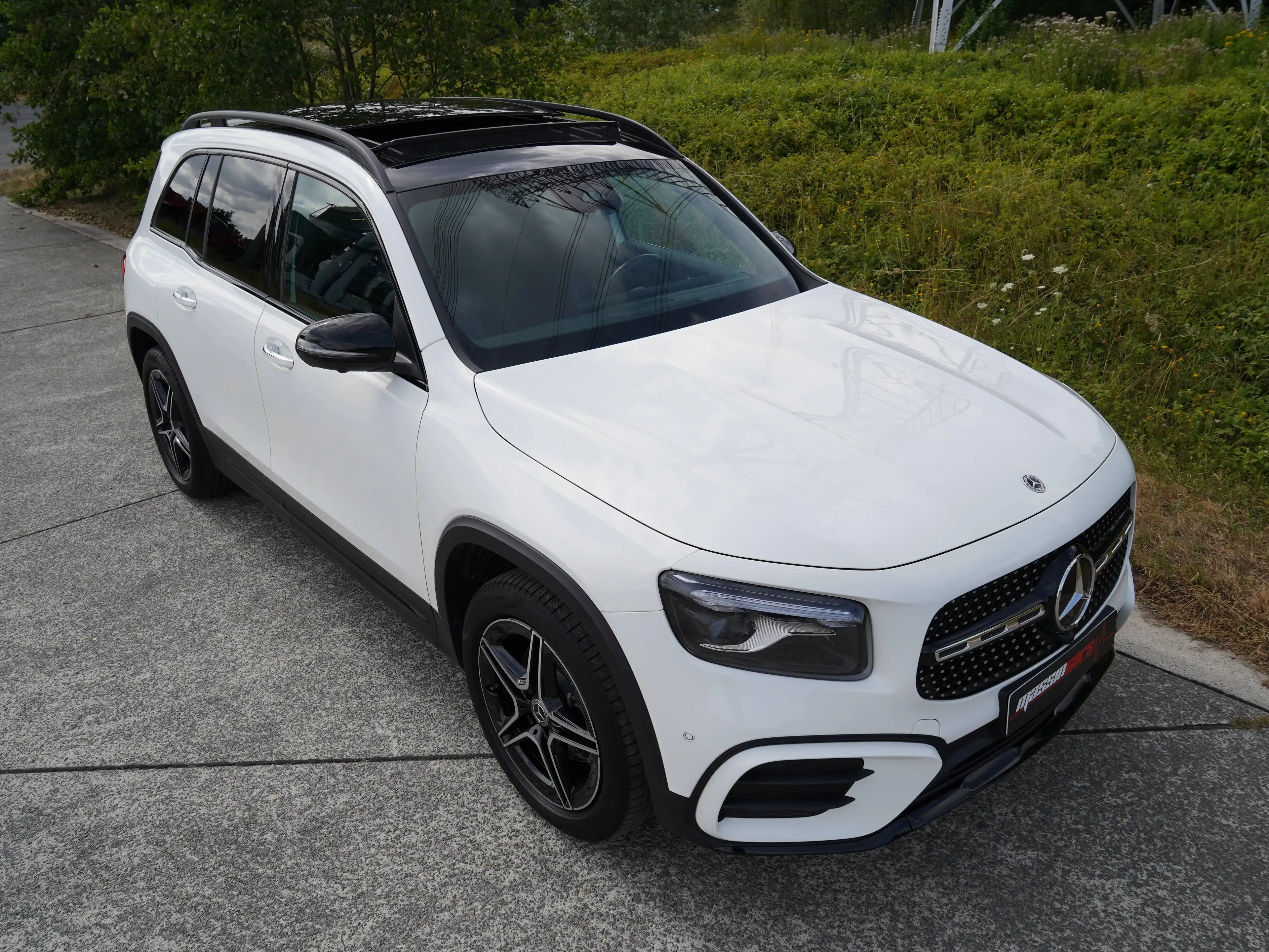 Mercedes-Benz GLB 180 AMG-LINE | Pano | 360° | Keyless | Elektr Ztls | 1st Owner! — photo 14