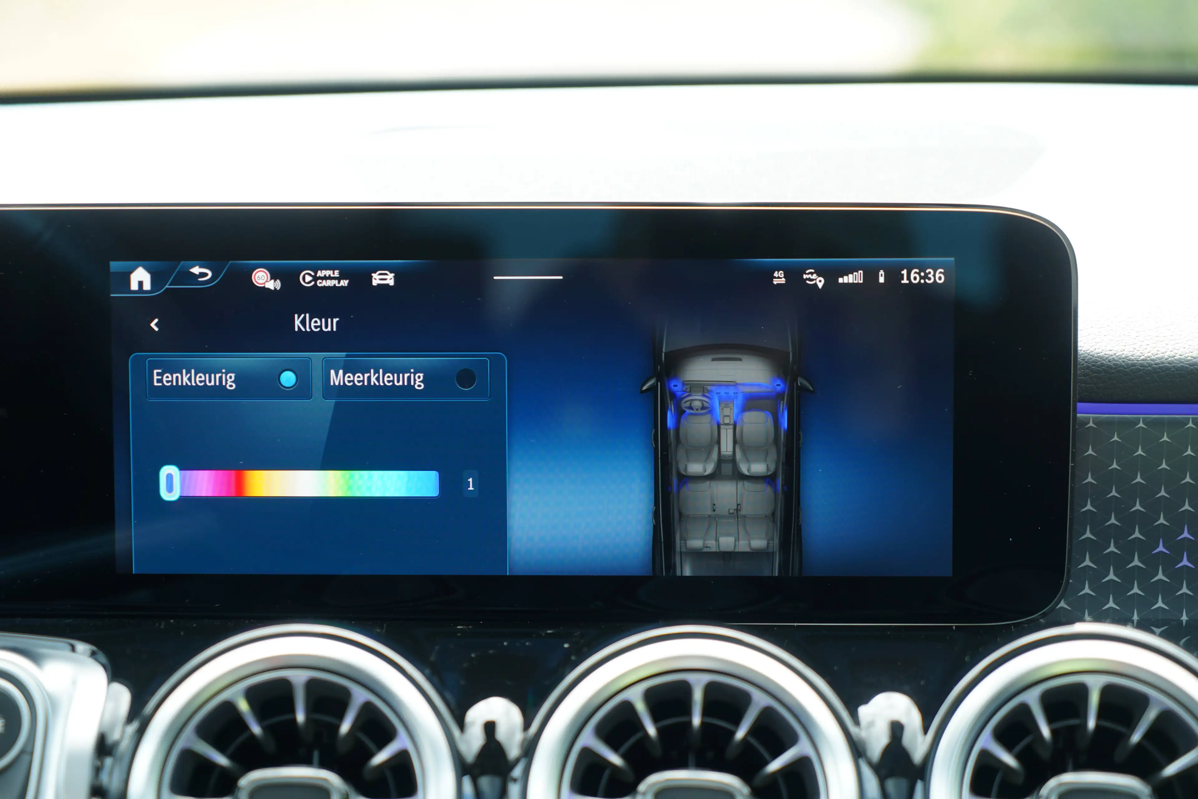 Mercedes-Benz GLB 180 AMG-LINE | Pano | 360° | Keyless | Elektr Ztls | 1st Owner! — photo 34