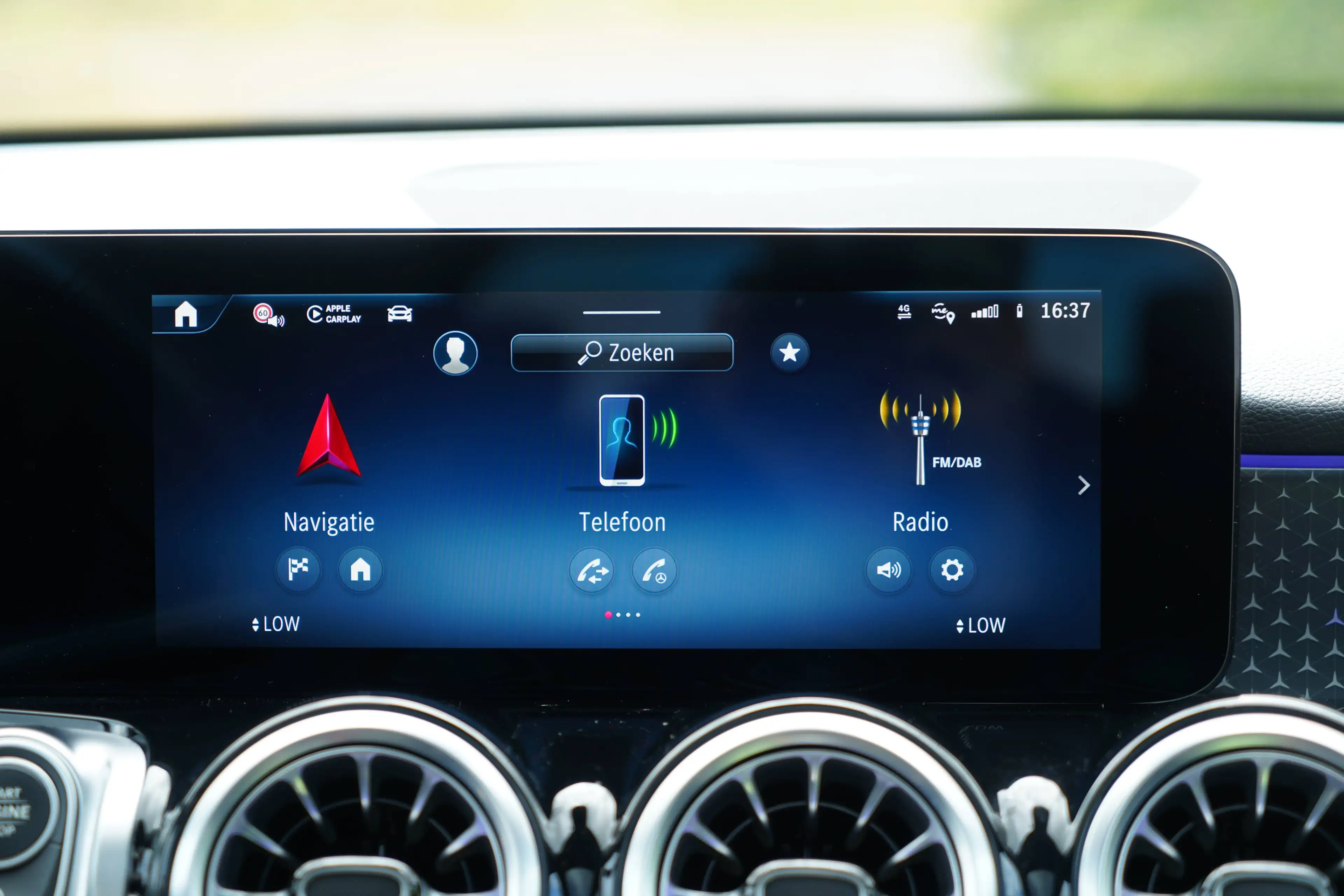 Mercedes-Benz GLB 180 AMG-LINE | Pano | 360° | Keyless | Elektr Ztls | 1st Owner! — photo 35