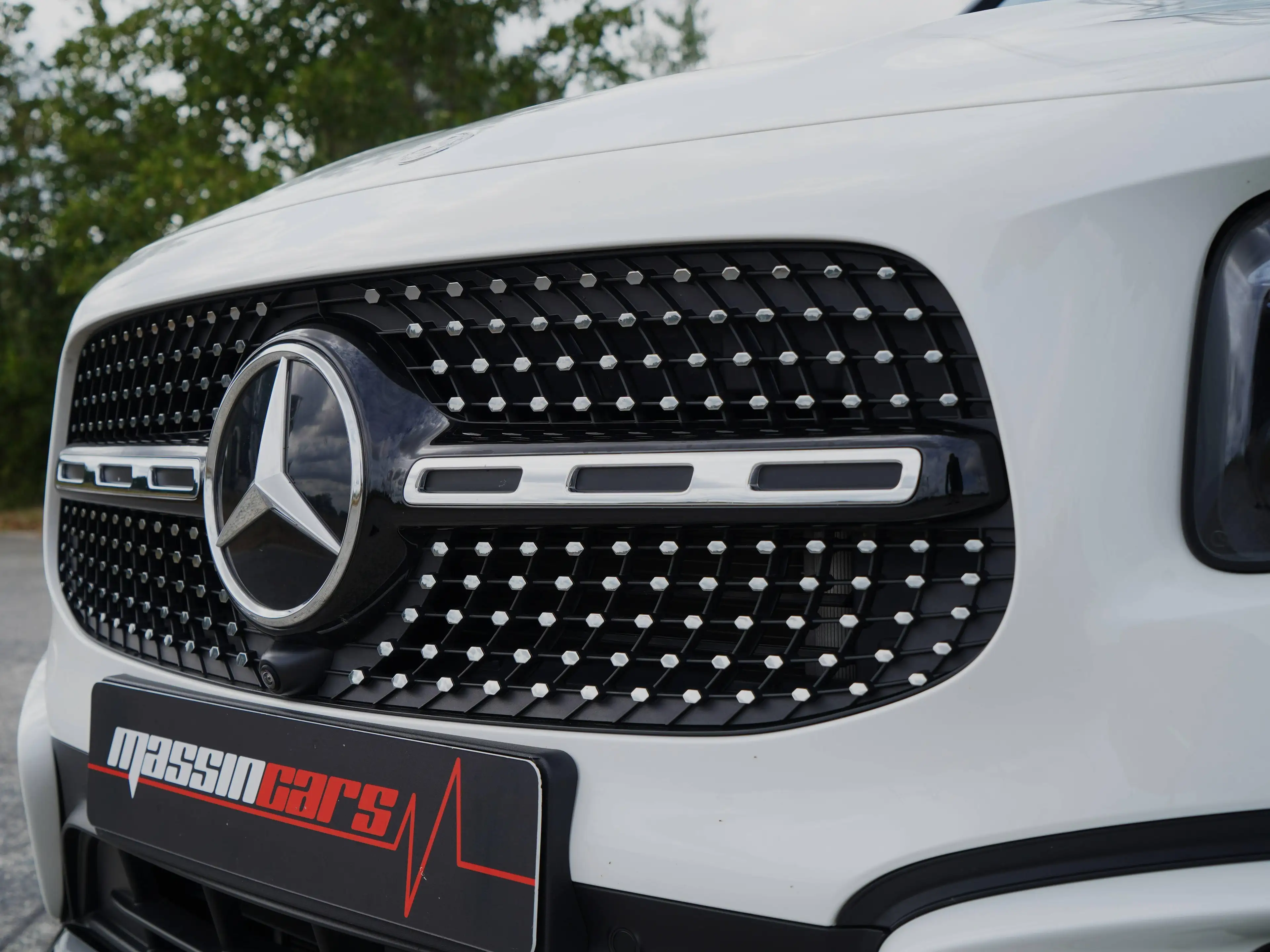 Mercedes-Benz GLB 180 AMG-LINE | Pano | 360° | Keyless | Elektr Ztls | 1st Owner! — photo 7