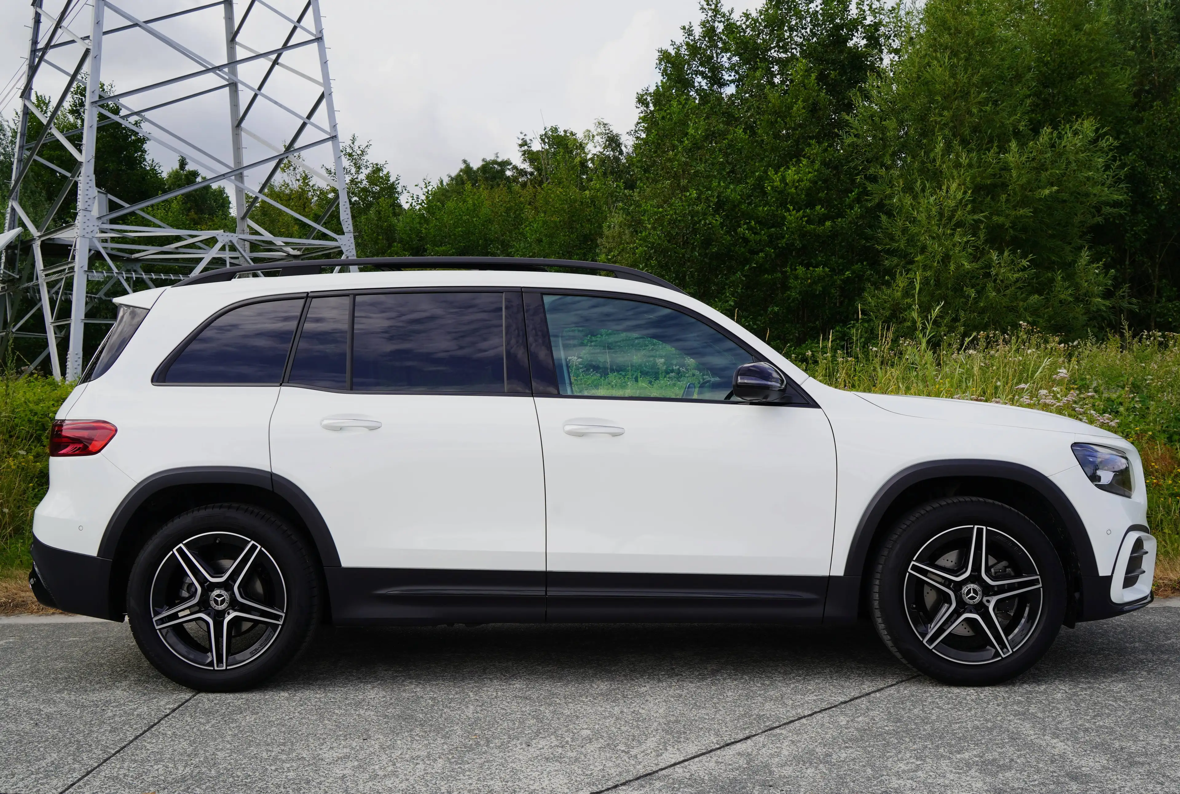 Mercedes-Benz GLB 180 AMG-LINE | Pano | 360° | Keyless | Elektr Ztls | 1st Owner! — photo 16