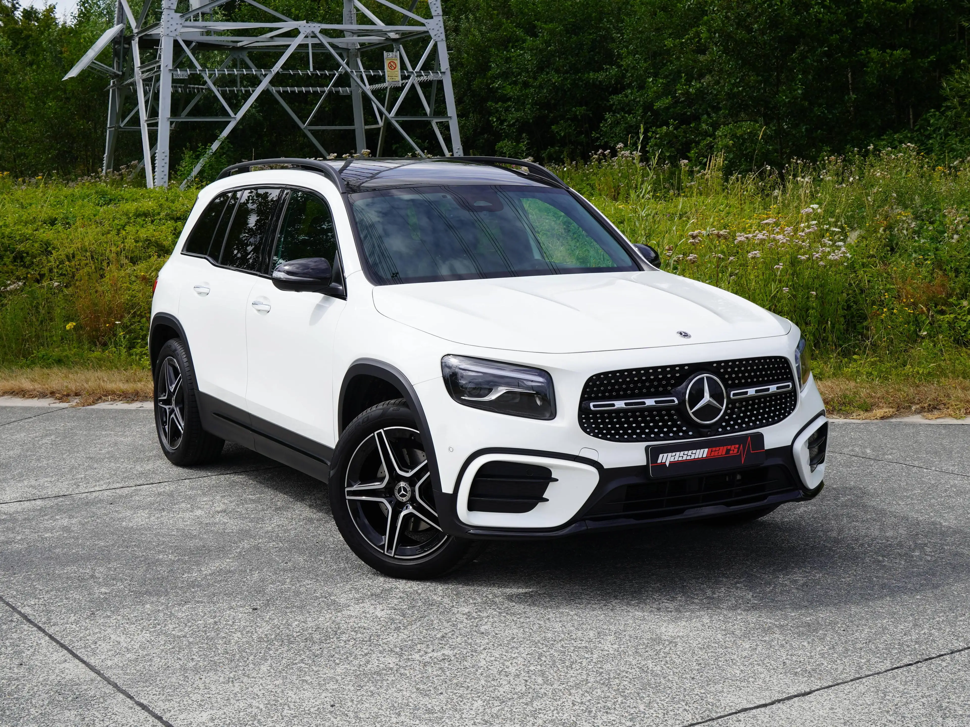Mercedes-Benz GLB 180 AMG-LINE | Pano | 360° | Keyless | Elektr Ztls | 1st Owner!