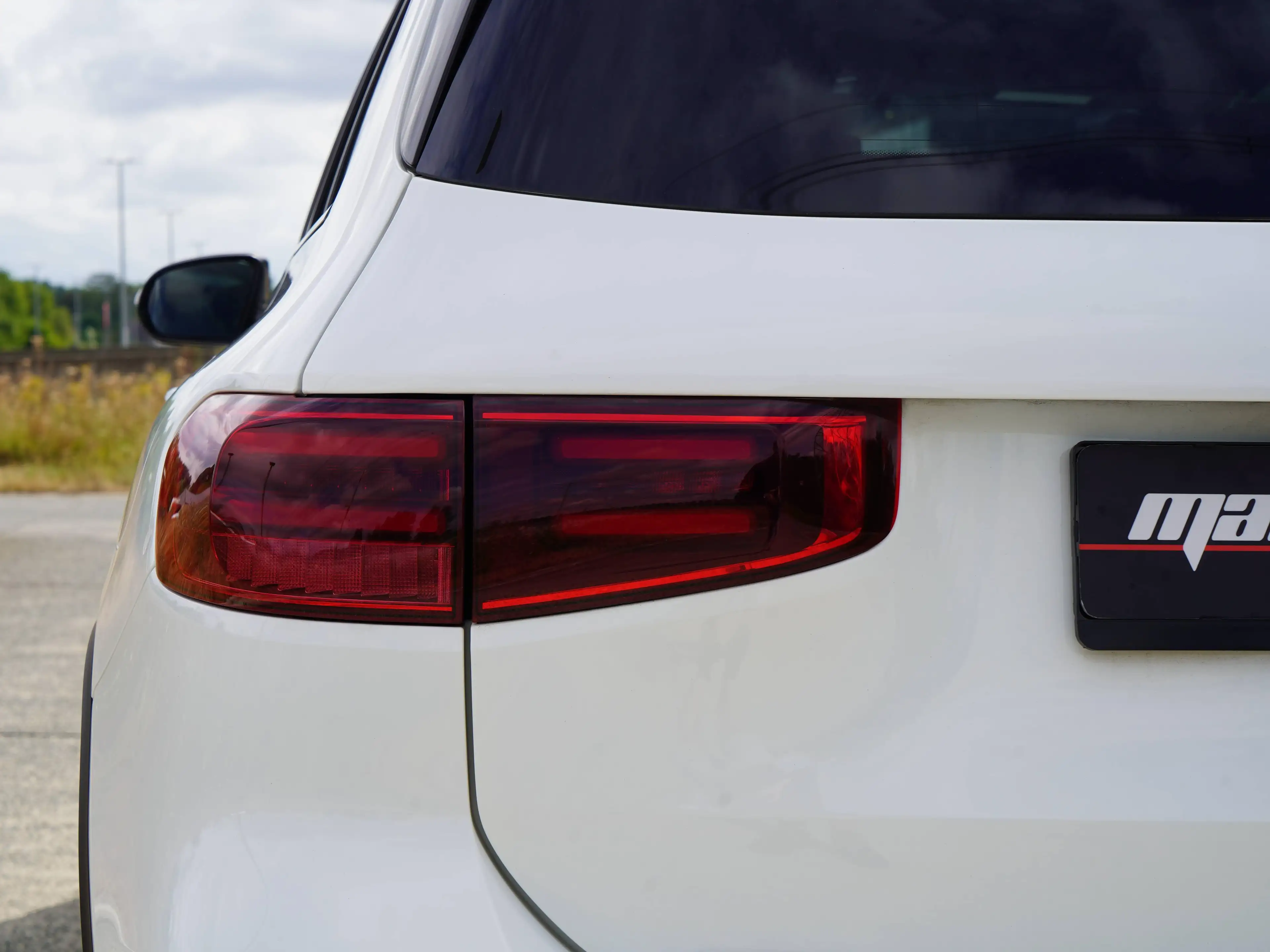 Mercedes-Benz GLB 180 AMG-LINE | Pano | 360° | Keyless | Elektr Ztls | 1st Owner! — photo 9