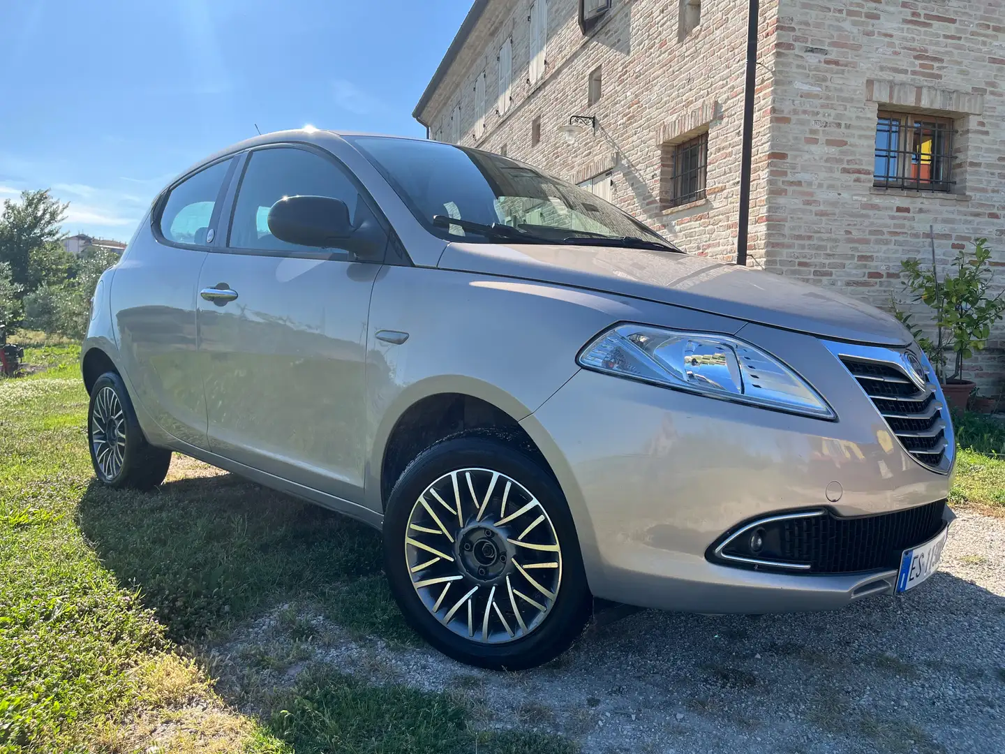 Lancia Ypsilon Ypsilon 0.9 t.air Gold s Or - 2