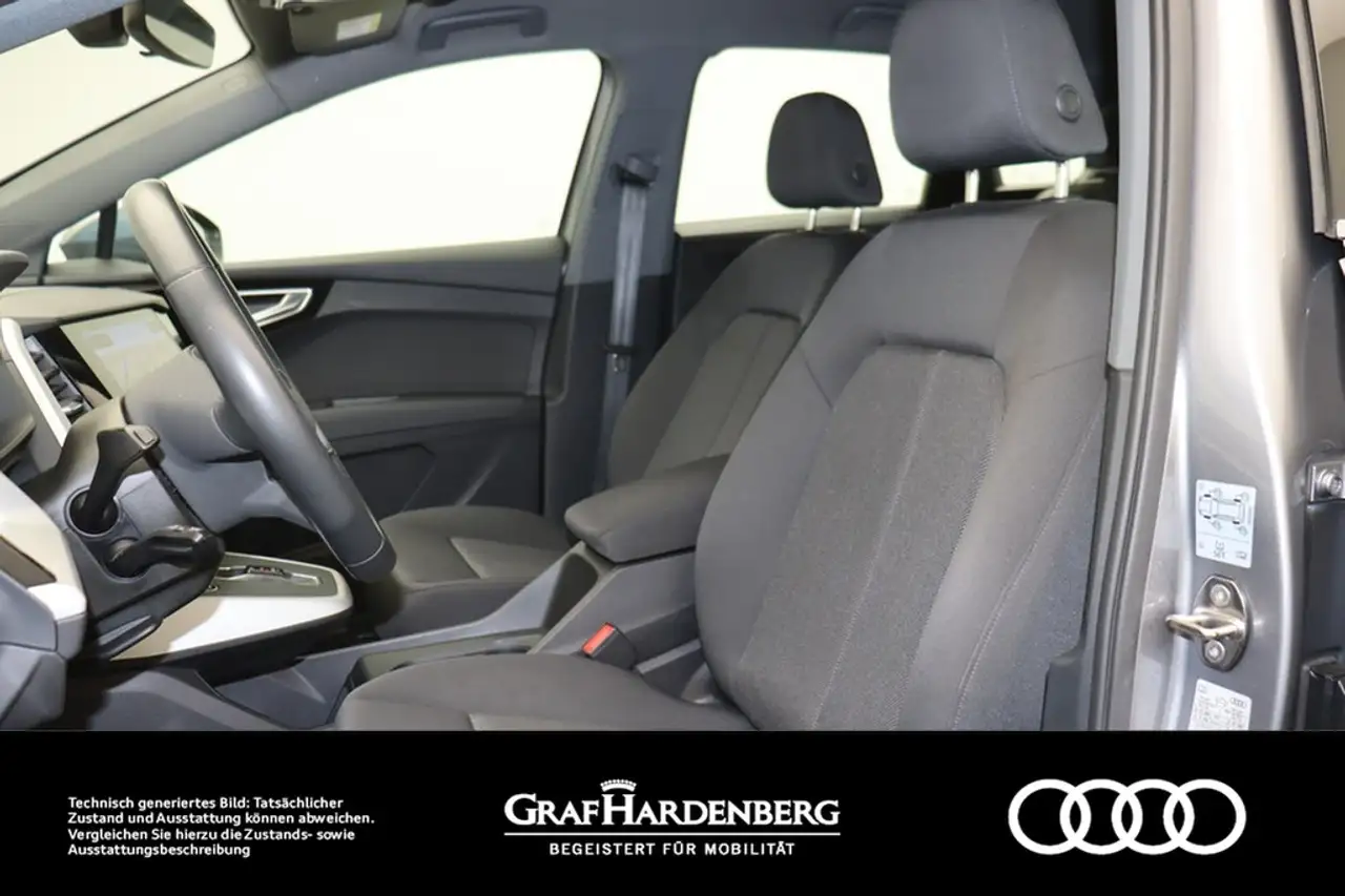 Audi Q4 e-tron 40 e-tron . LED Navi AHK SHZ 10